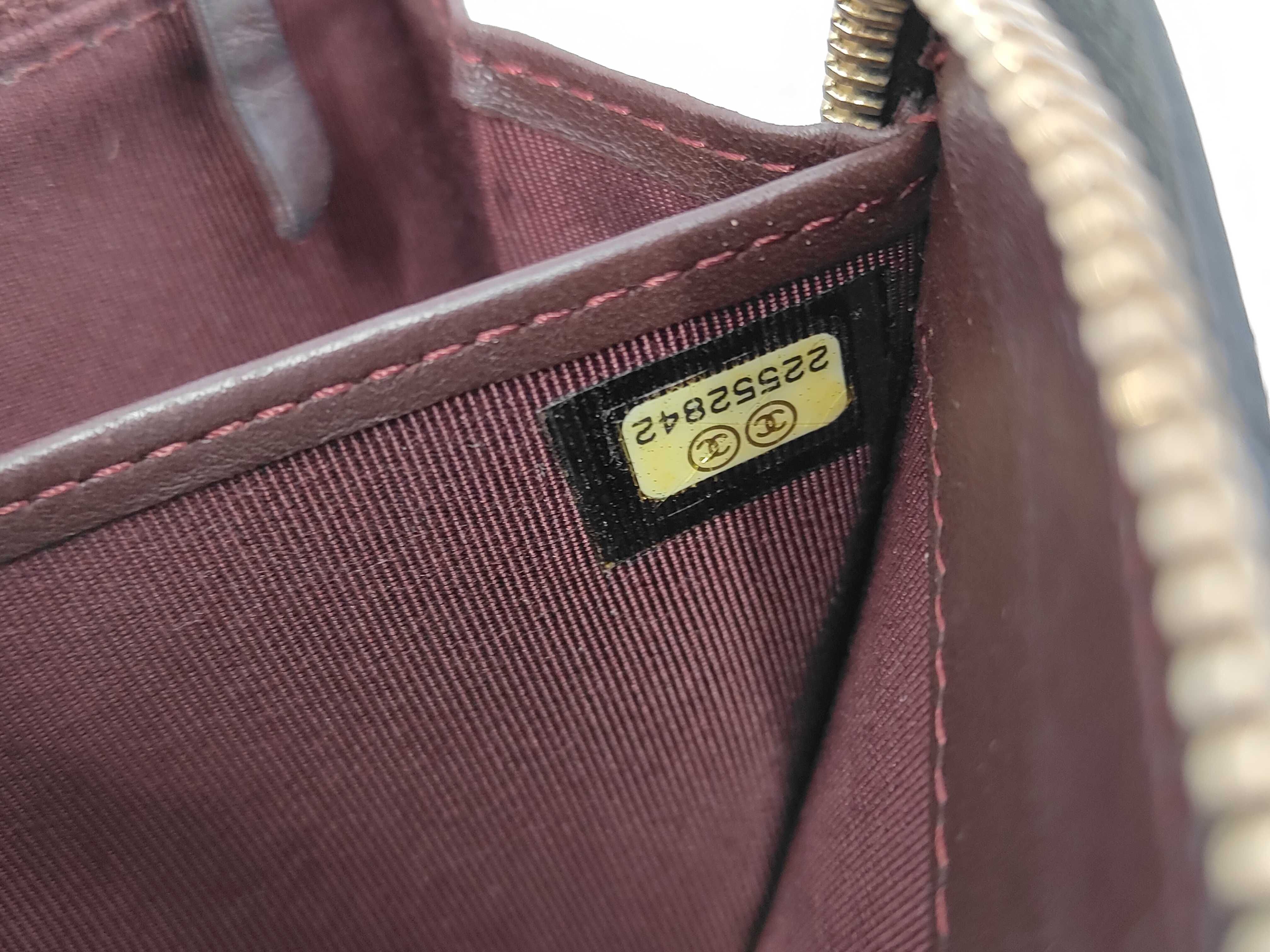 Matelassé Round Zip Long Wallet — view 7