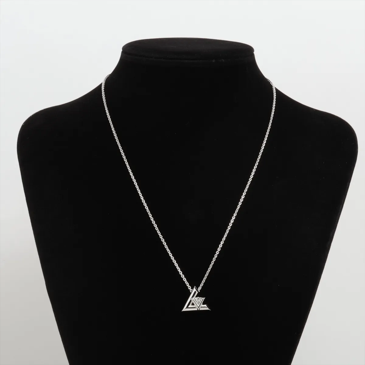 Pendant LV Volt One GM Diamond Necklace 750 (WG) 18.0g E58583 Includes guarantee and other model numbers/serial numbers Q93807 — view 5