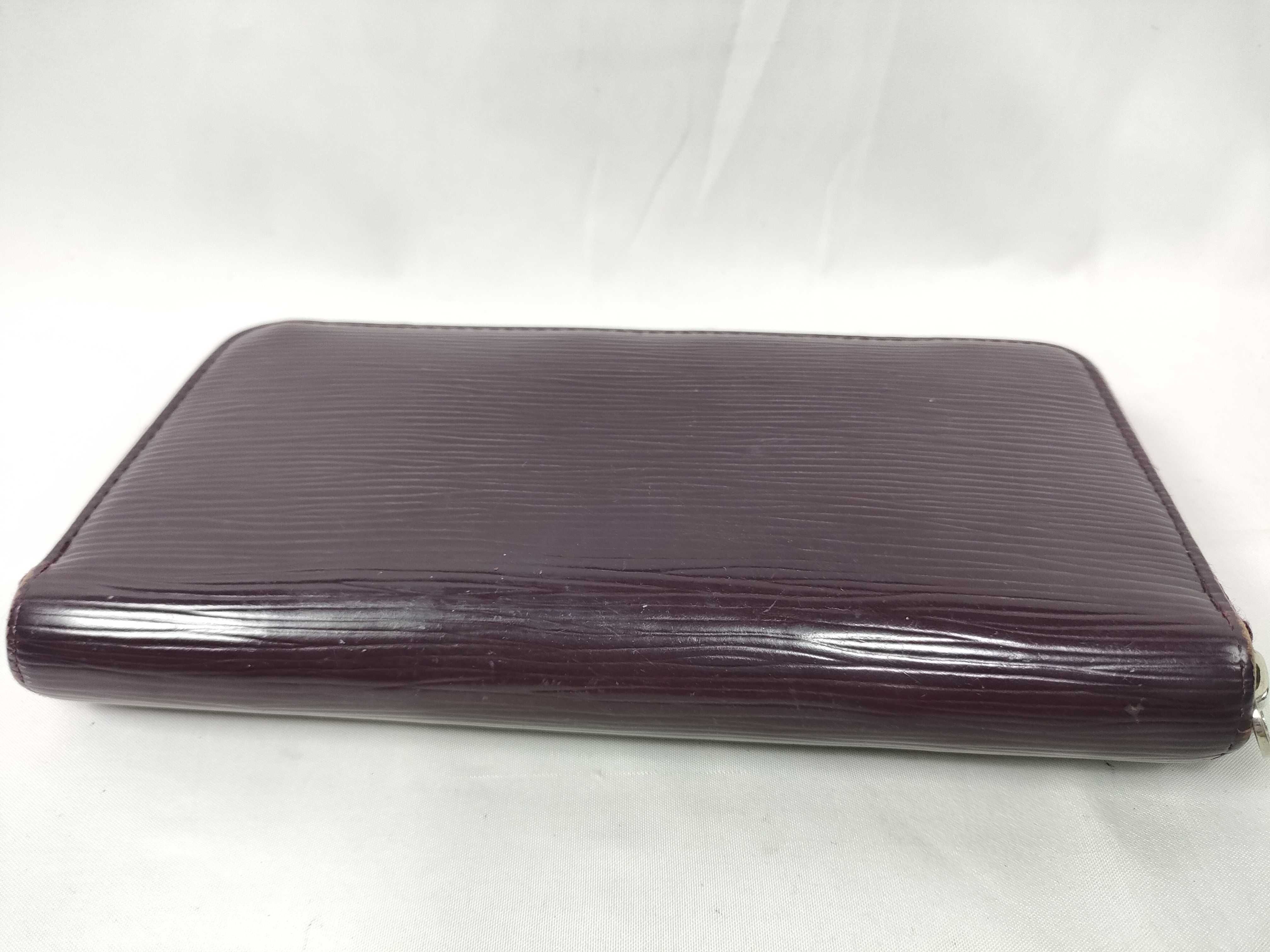 Epi Louis Vuitton Zippy Wallet Cassis Epi Wallet — view 3