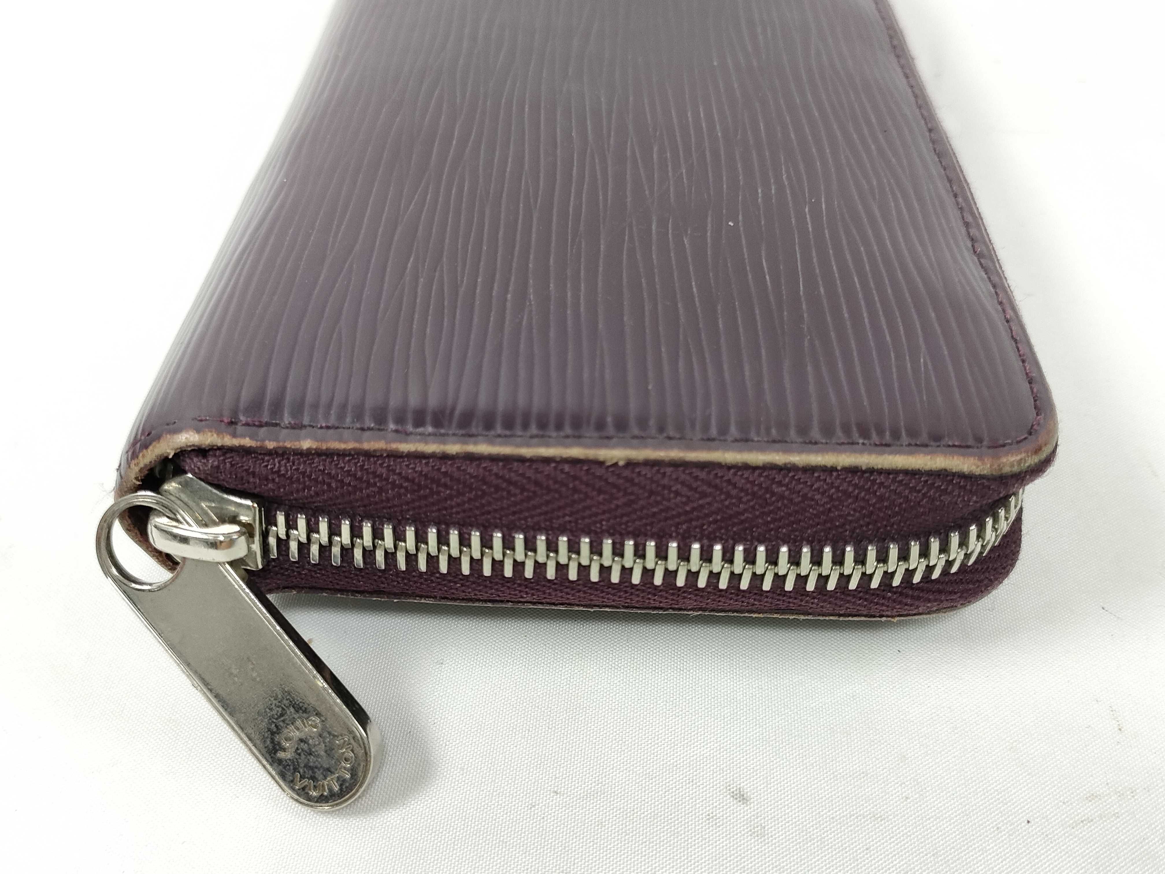 Epi Louis Vuitton Zippy Wallet Cassis Epi Wallet — view 5