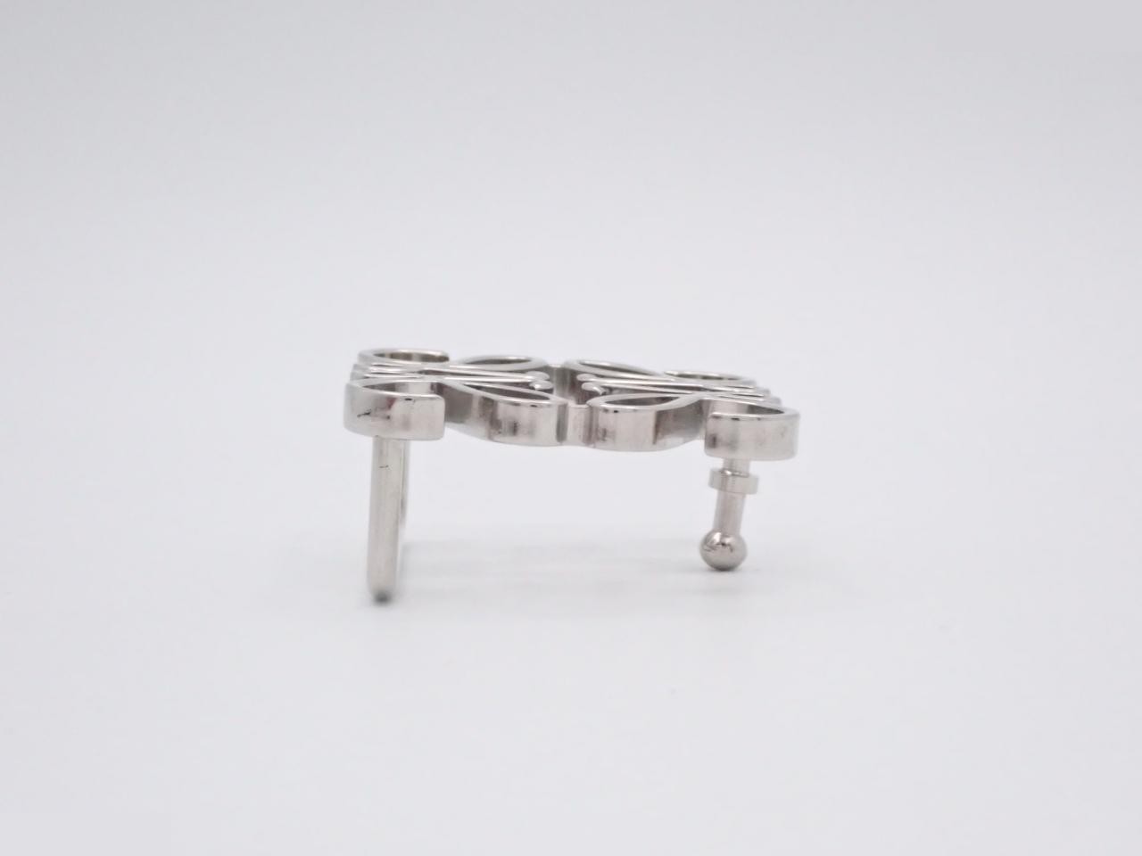 buckle — view 3