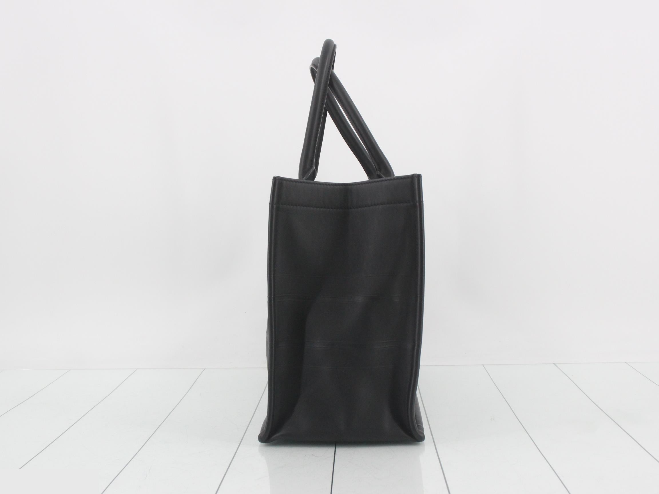 Book Tote, Medium, Leather, Black — view 4