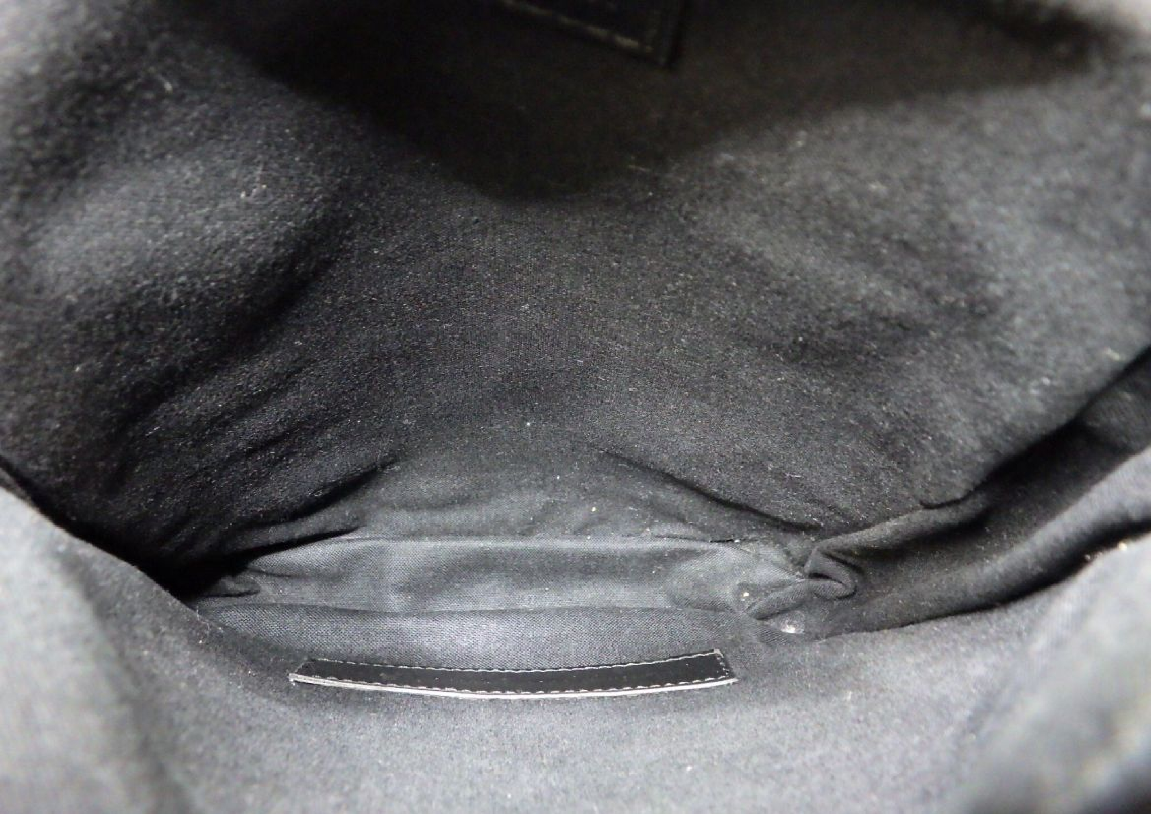 Explorer Navy Shoulder Bag — view 5