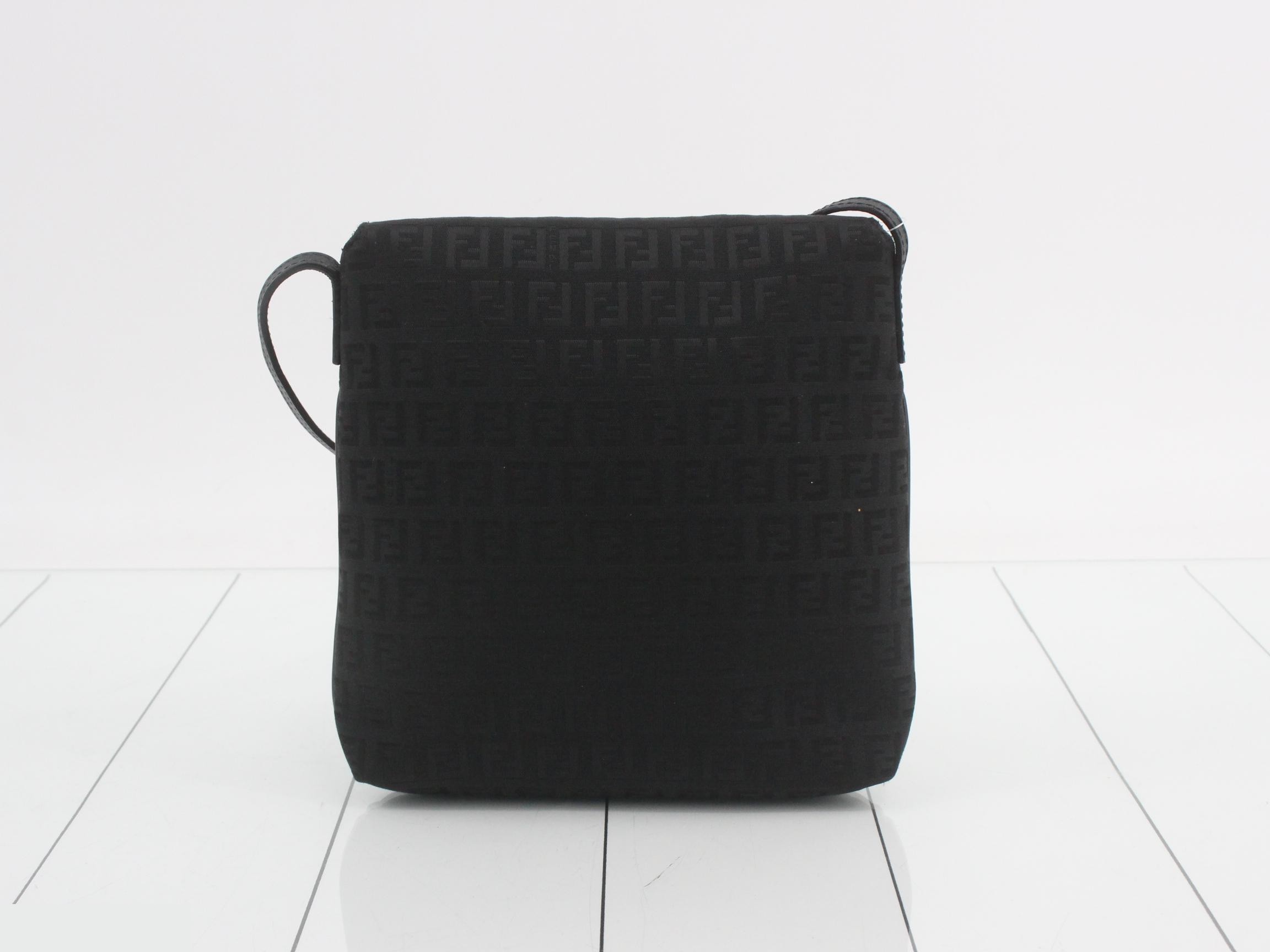 8BT075 Zucchino Shoulder Bag, Half Flap, Vertical, Canvas — view 2