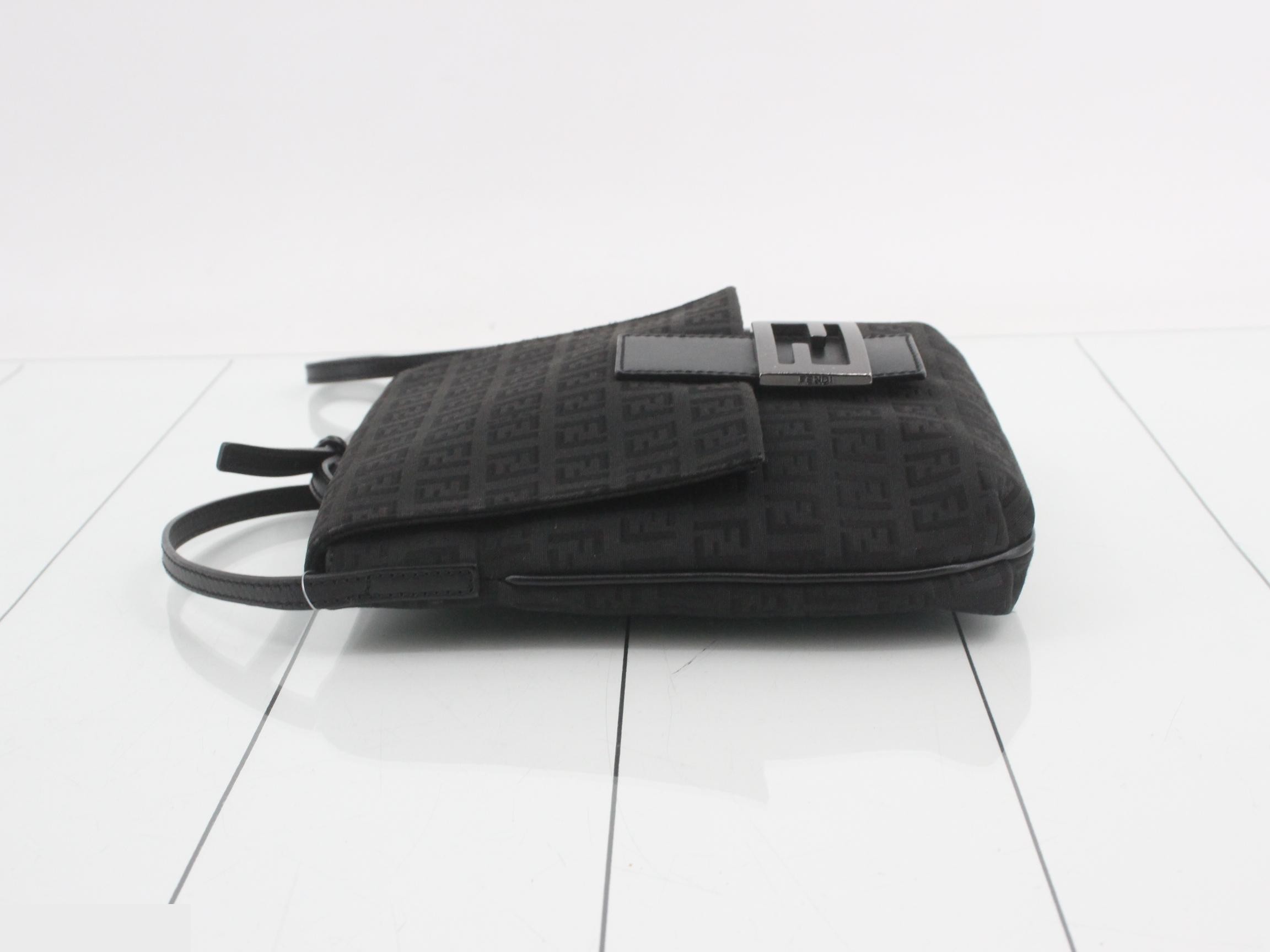 8BT075 Zucchino Shoulder Bag, Half Flap, Vertical, Canvas — view 4