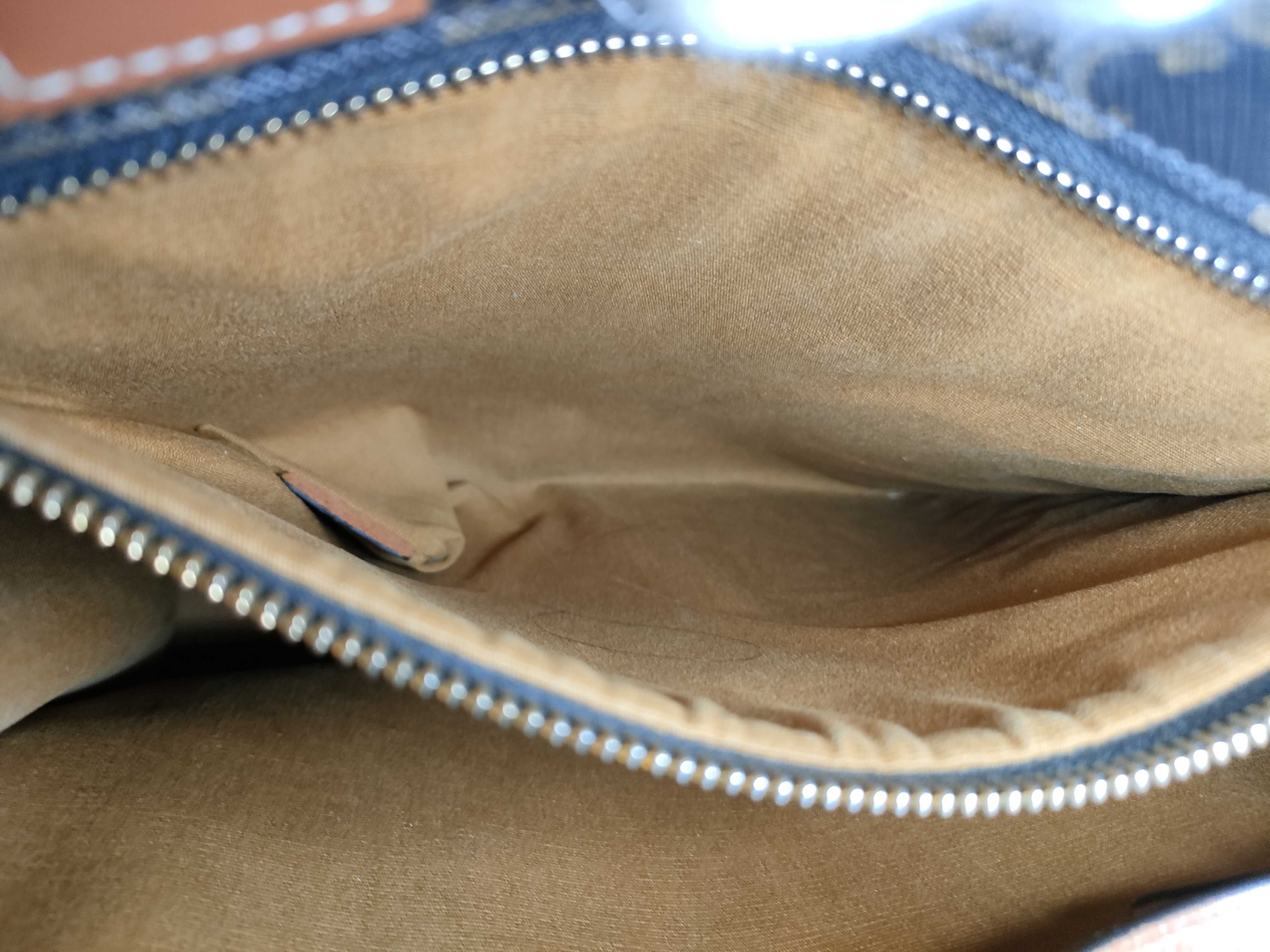 Vertical Cabas/Triomphe/Black/S-AT-4220 Handbag — view 12