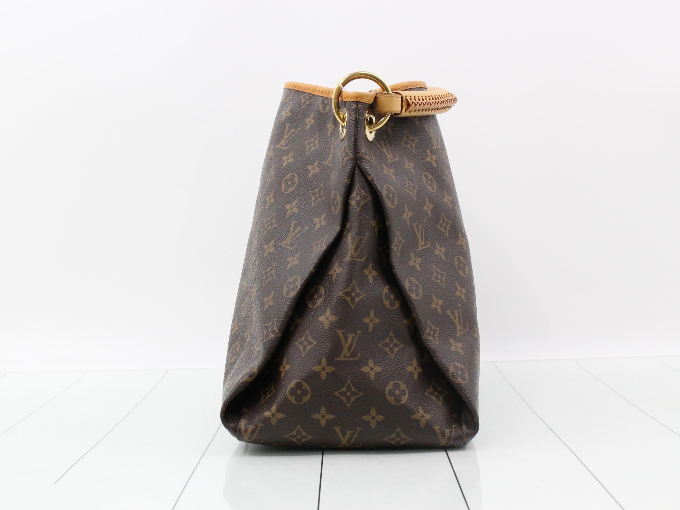 Monogram Artsy MM Shoulder Bag — view 3