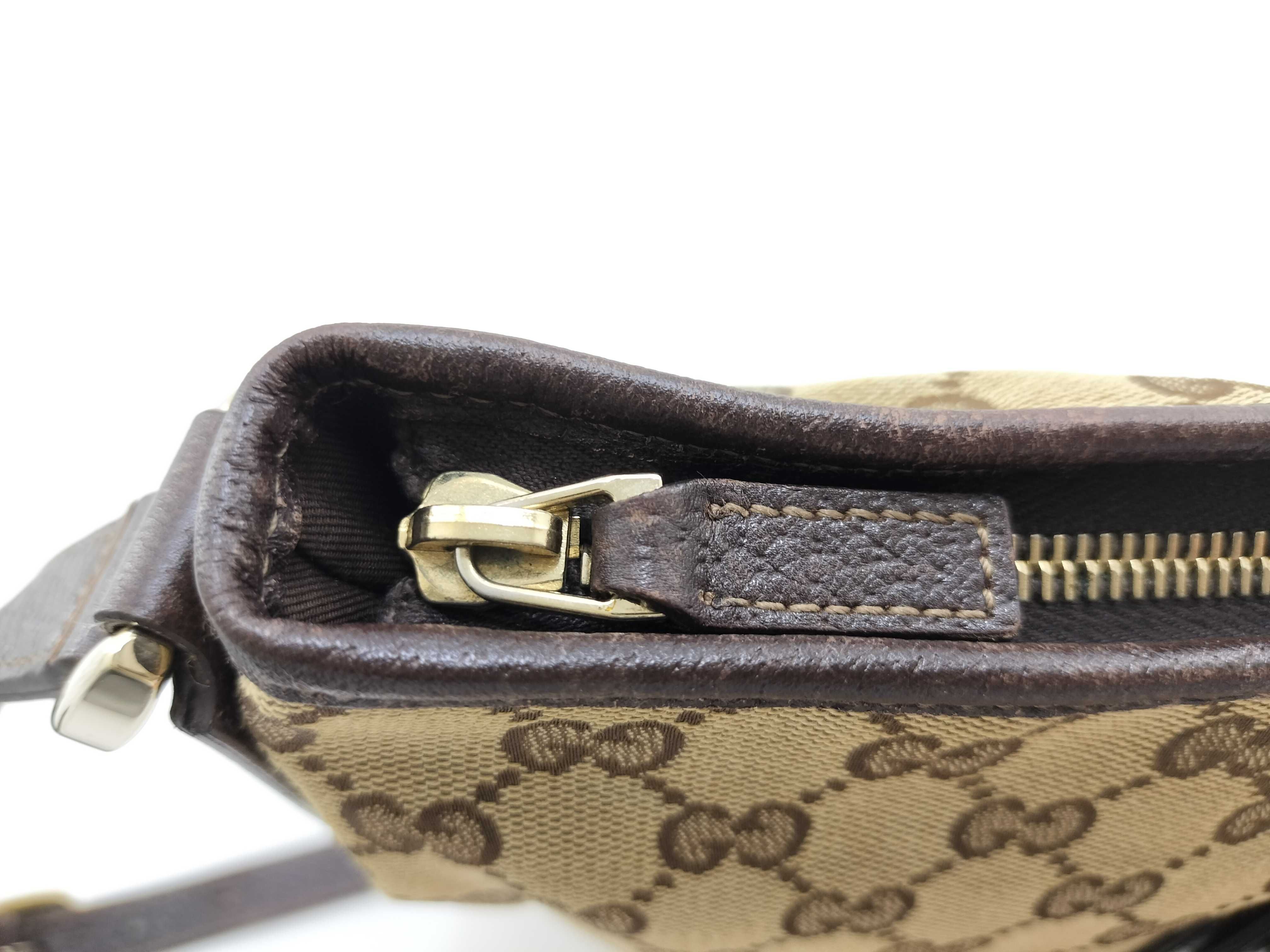 GG Canvas Shoulder Bag — view 12