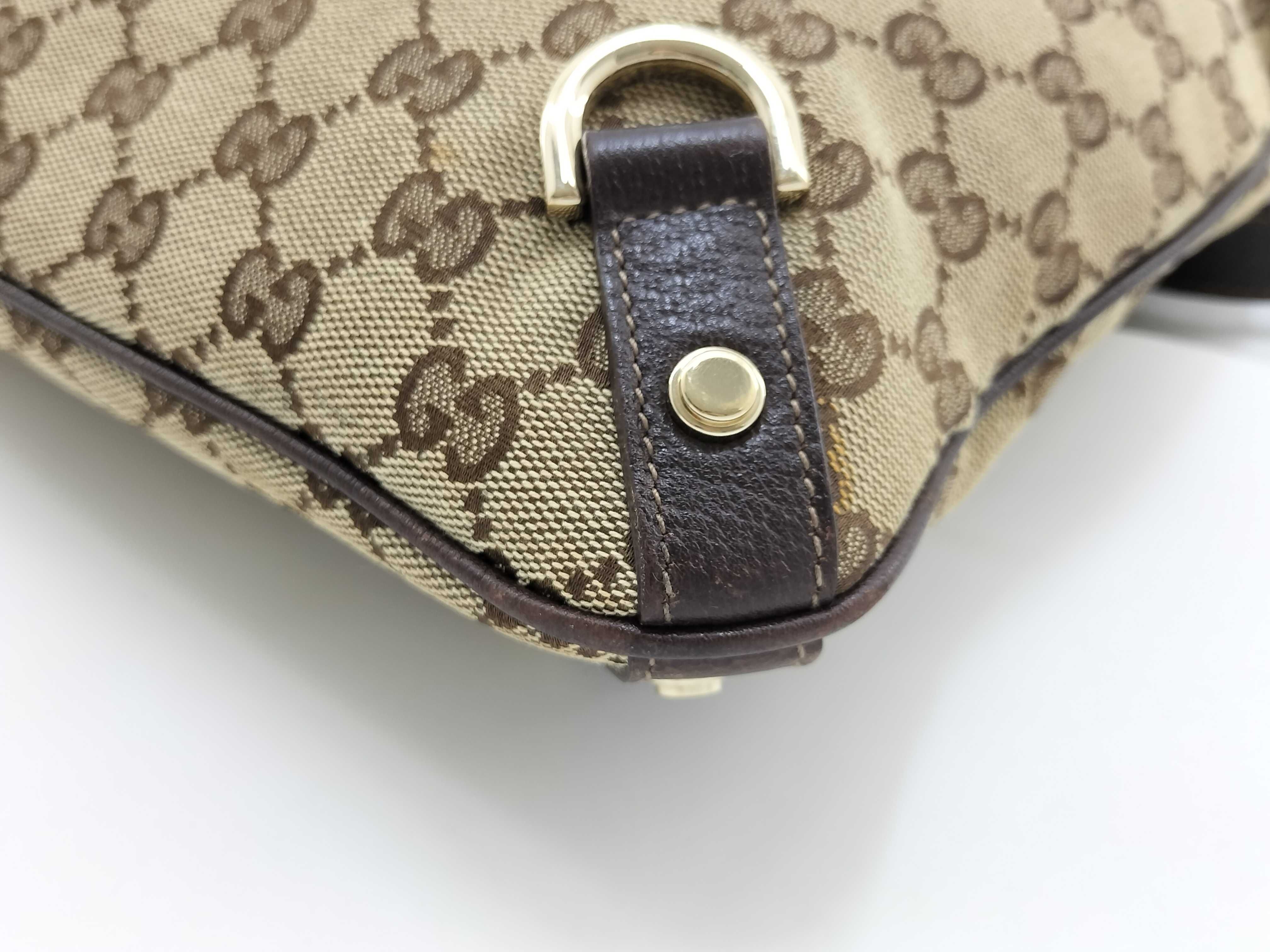 GG Canvas Shoulder Bag — view 4