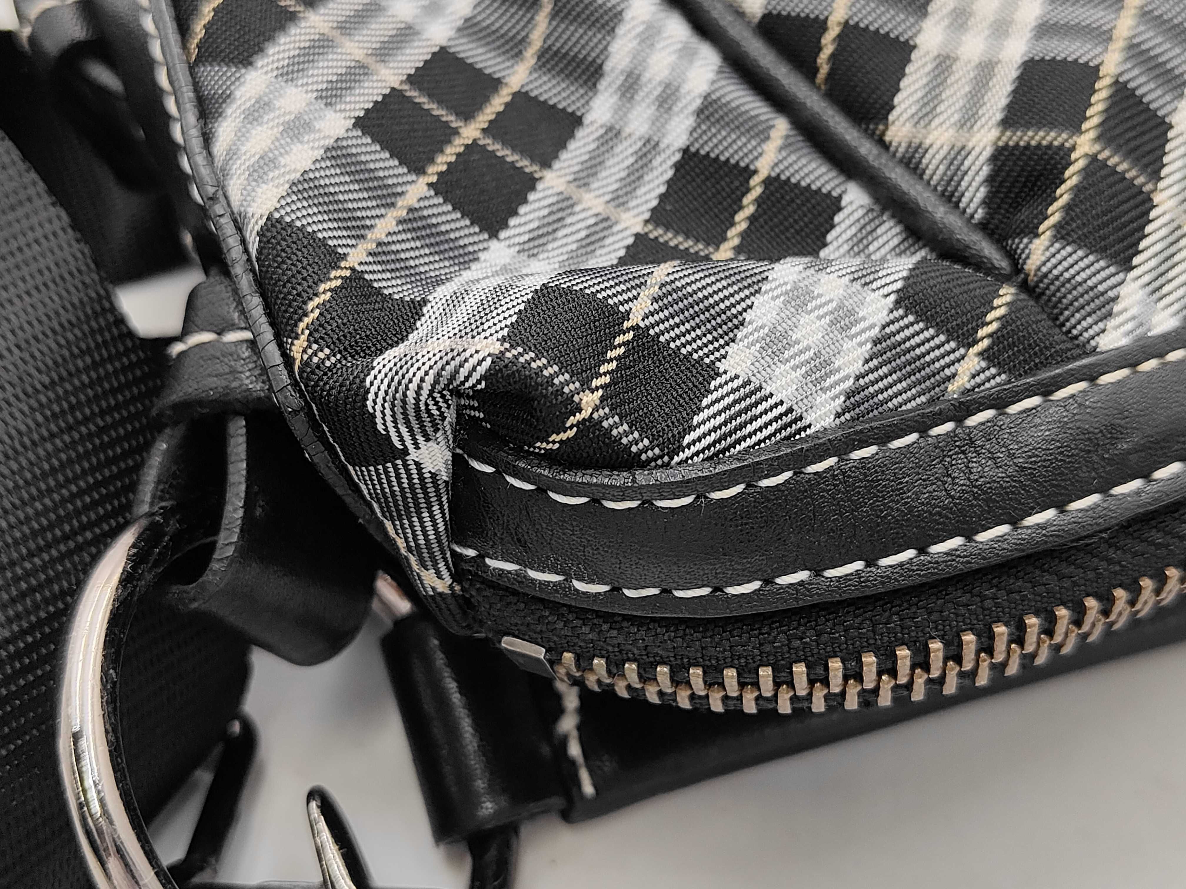 Blue Label Burberry Shoulder Bag — view 12