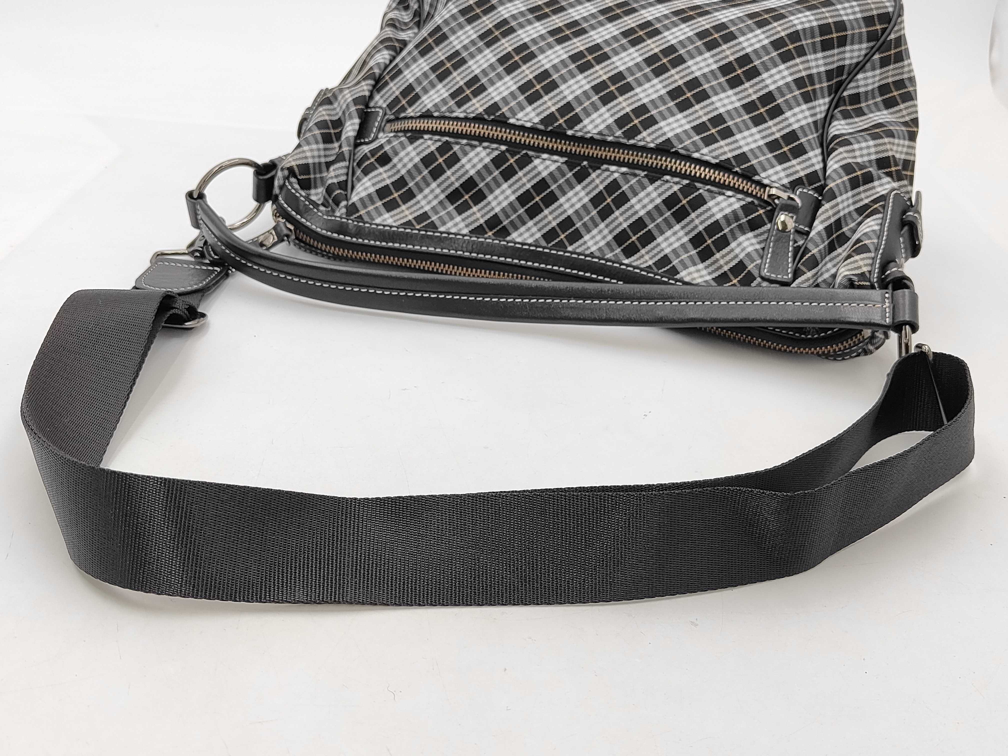 Blue Label Burberry Shoulder Bag — view 5