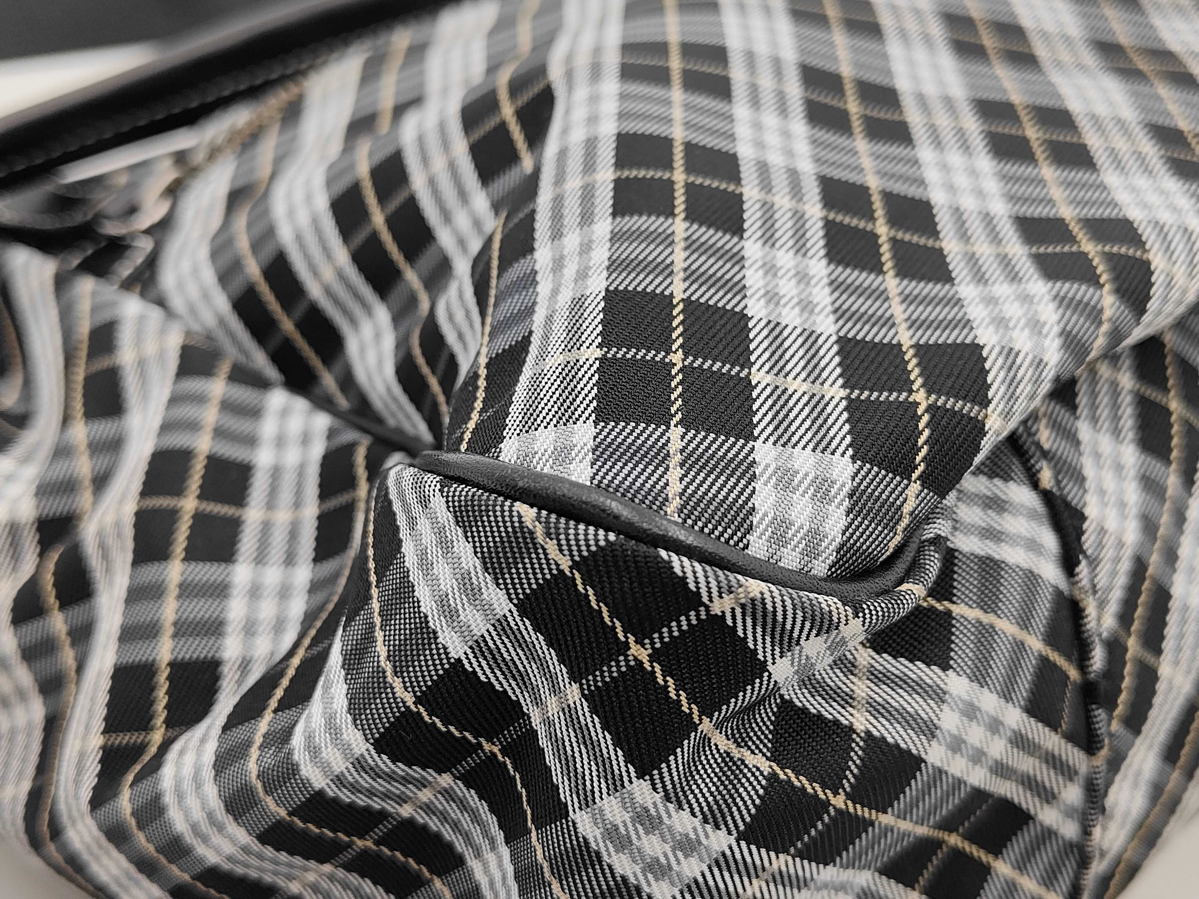 Blue Label Burberry Shoulder Bag — view 7