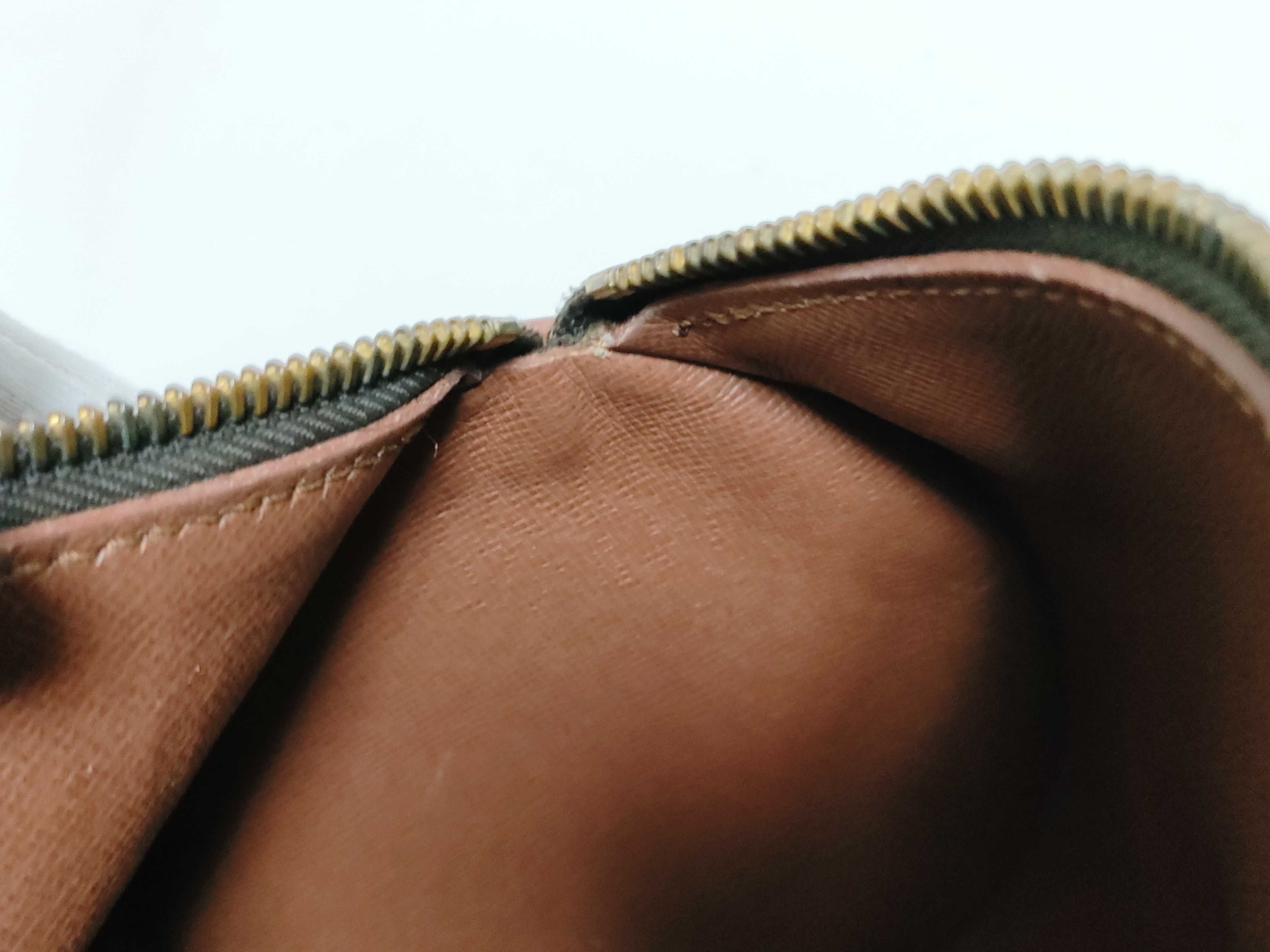 Monogram Louis Vuitton Old Papillon Handbag — view 9