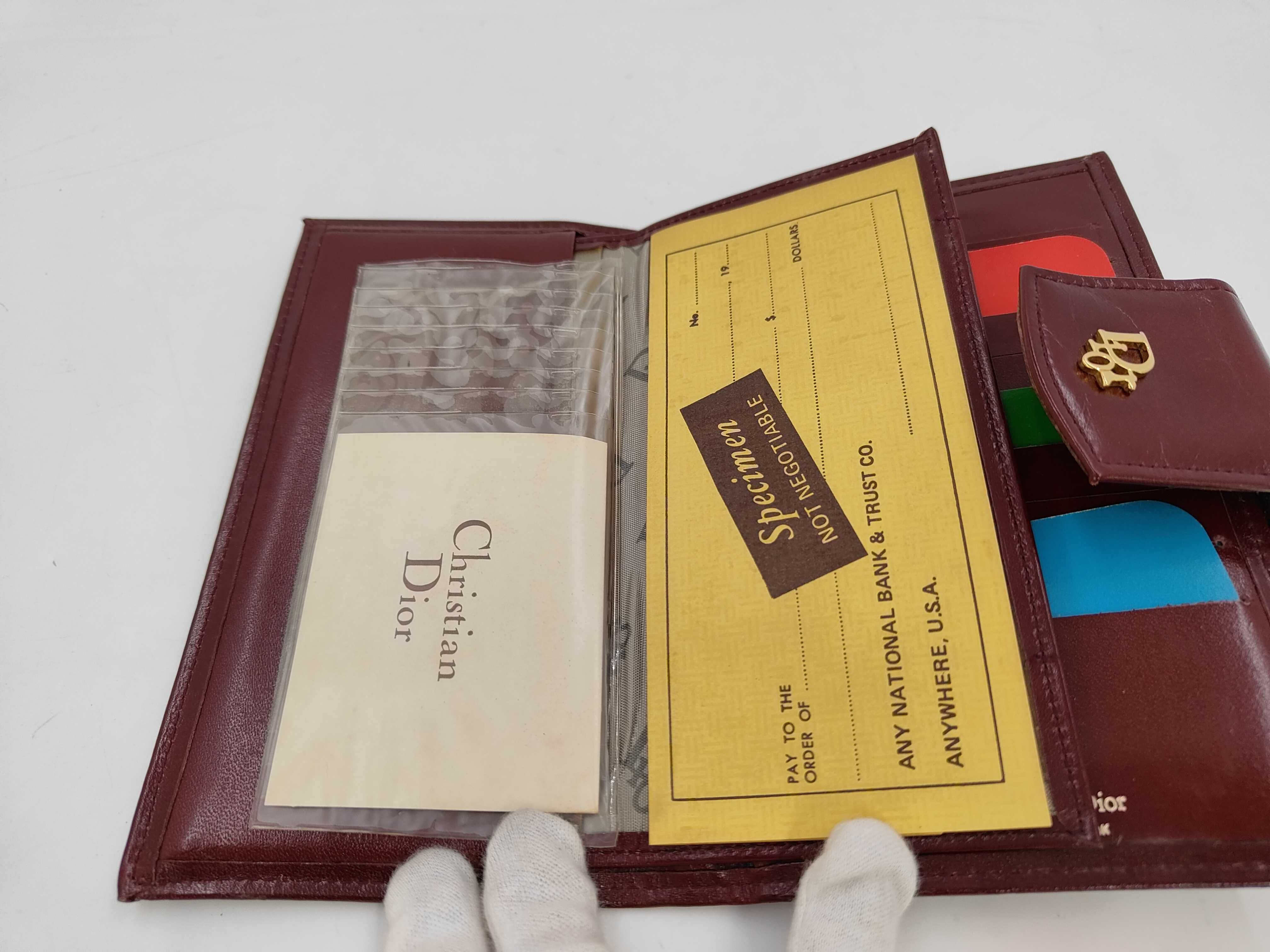 wallet — view 8