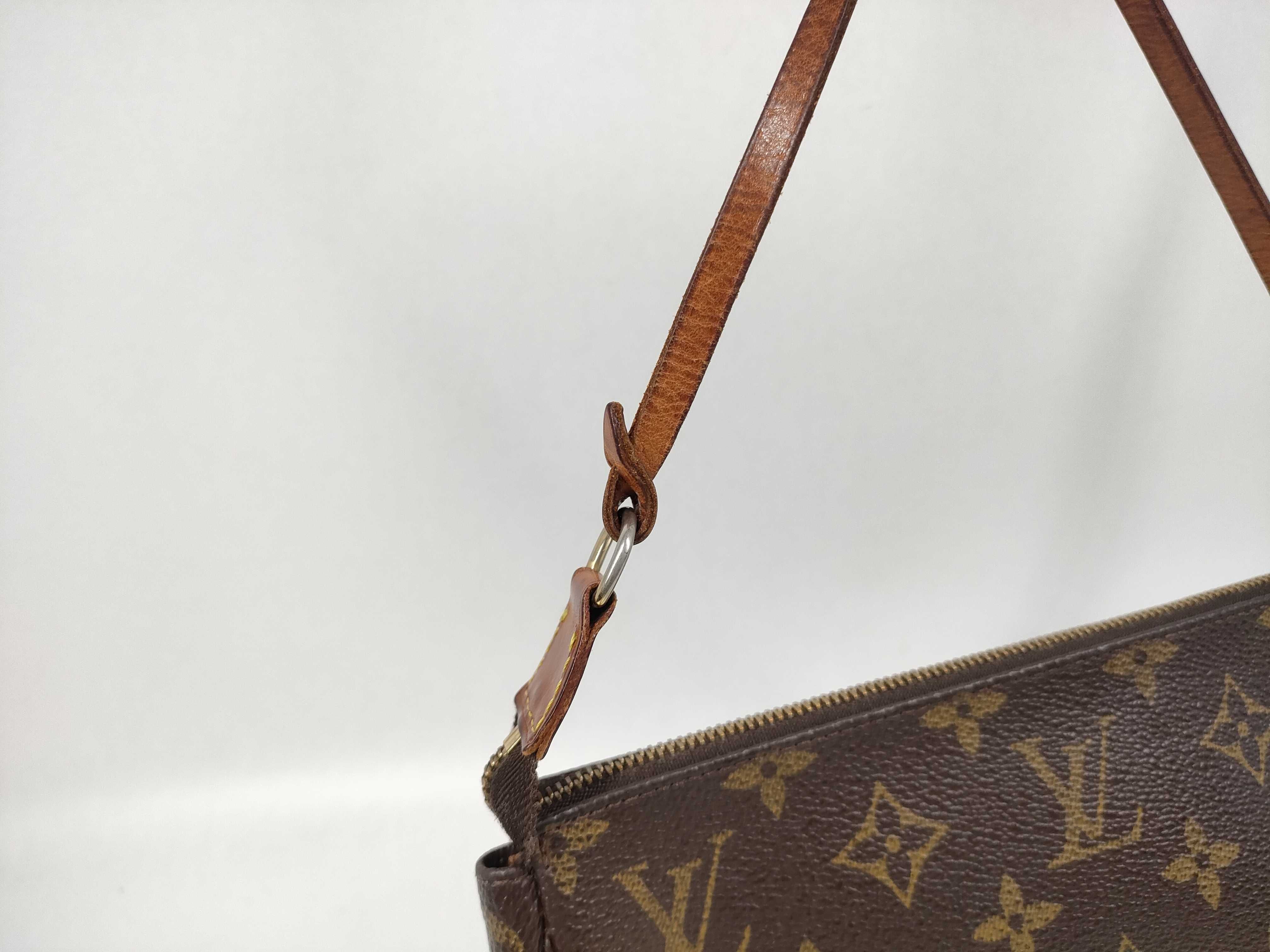 Monogram Pochette Accessoires (Old Model) M51980 Pouch — view 3
