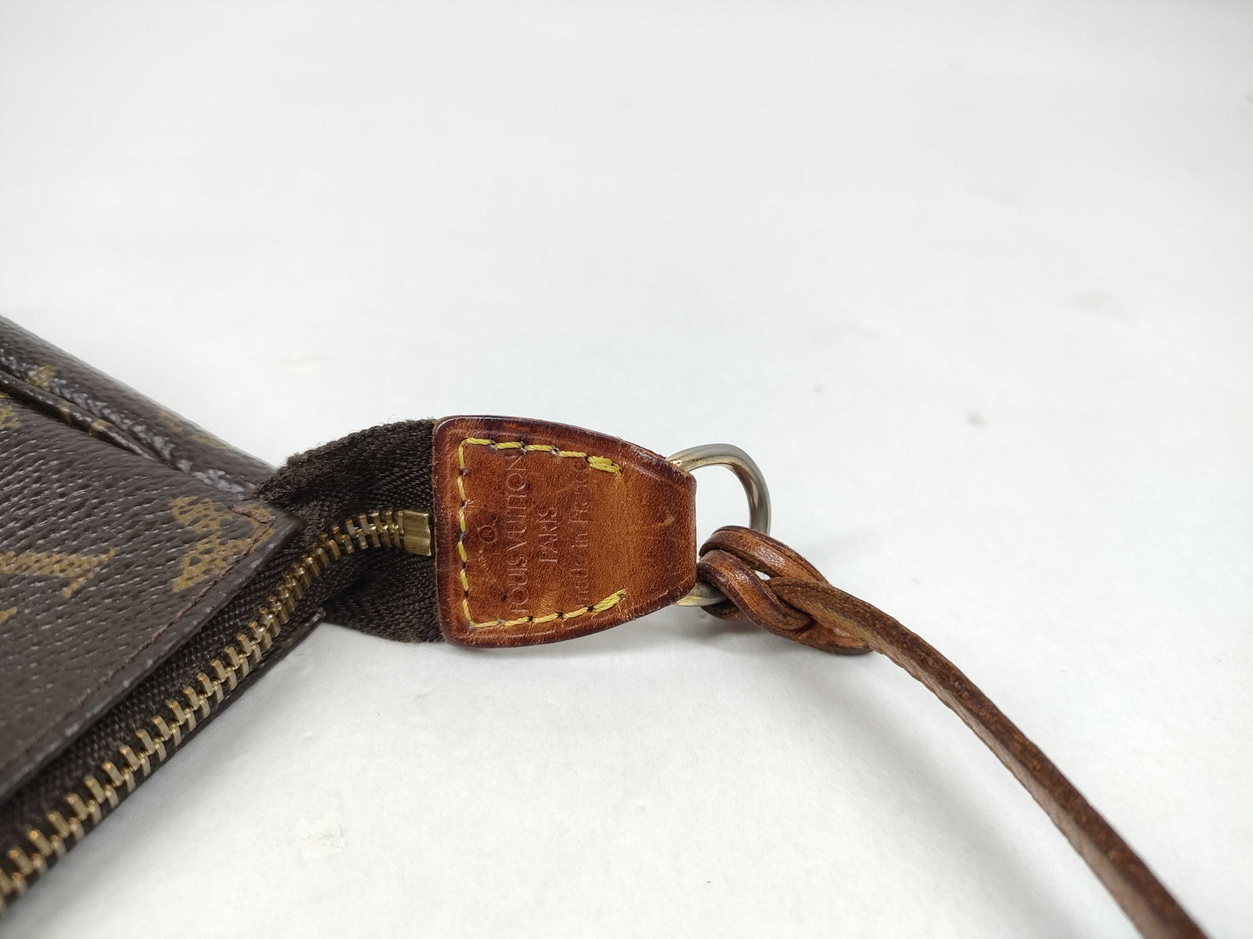 Monogram Pochette Accessoires (Old Model) M51980 Pouch — view 8