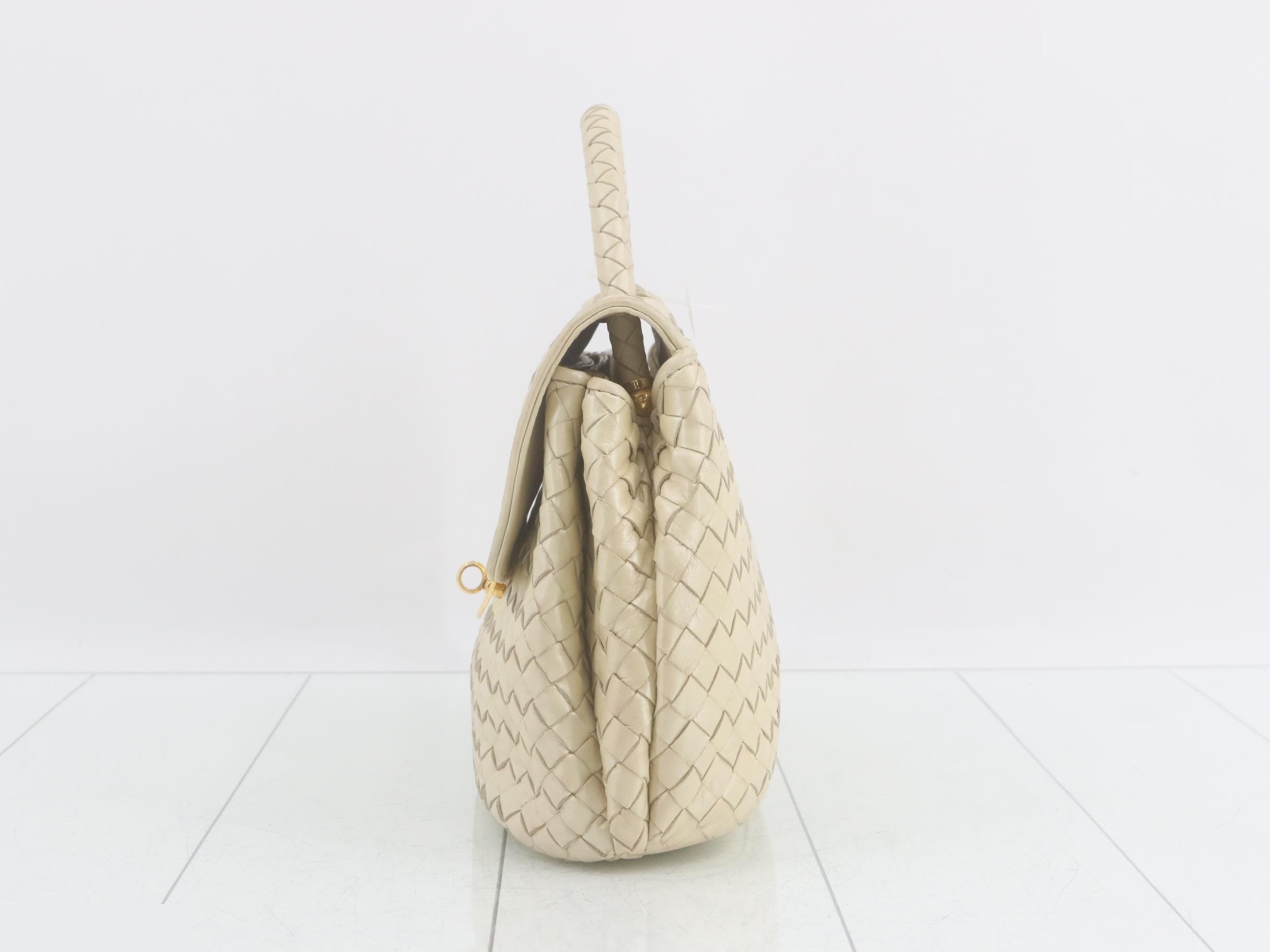 handbag — view 3