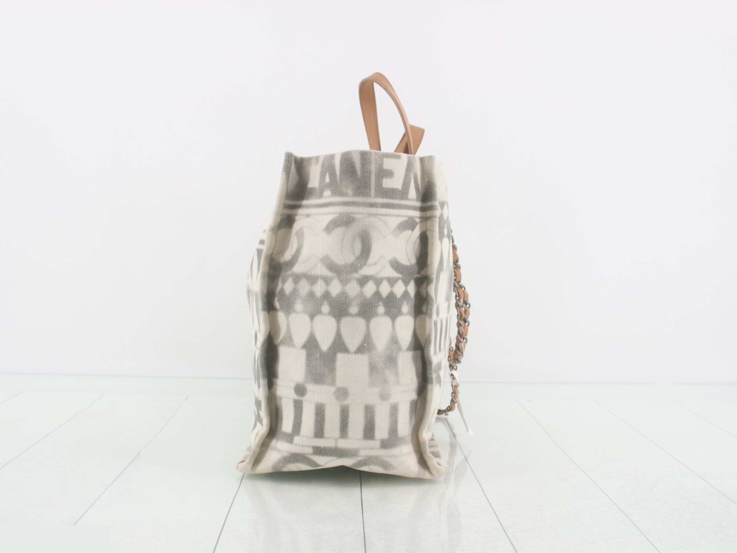 Canvas Coco Perfume Icon Tote Bag, No. 24 — view 3