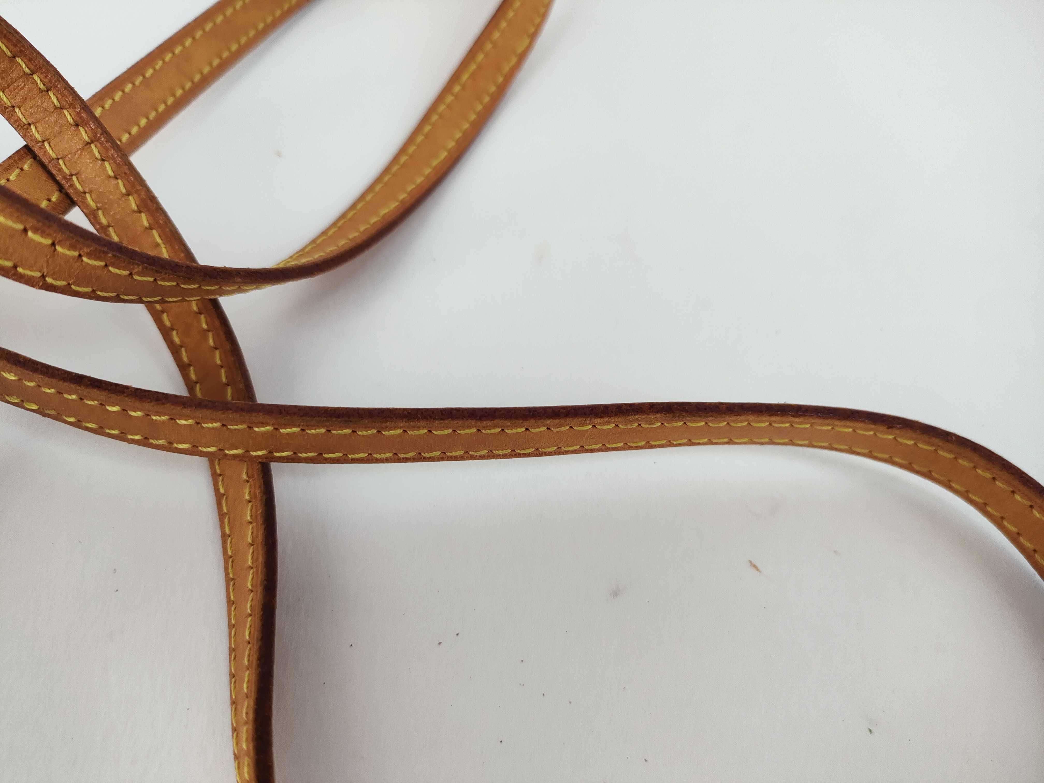 Monogram / Monogram / Pochette Accessoires (Old Model) — view 4