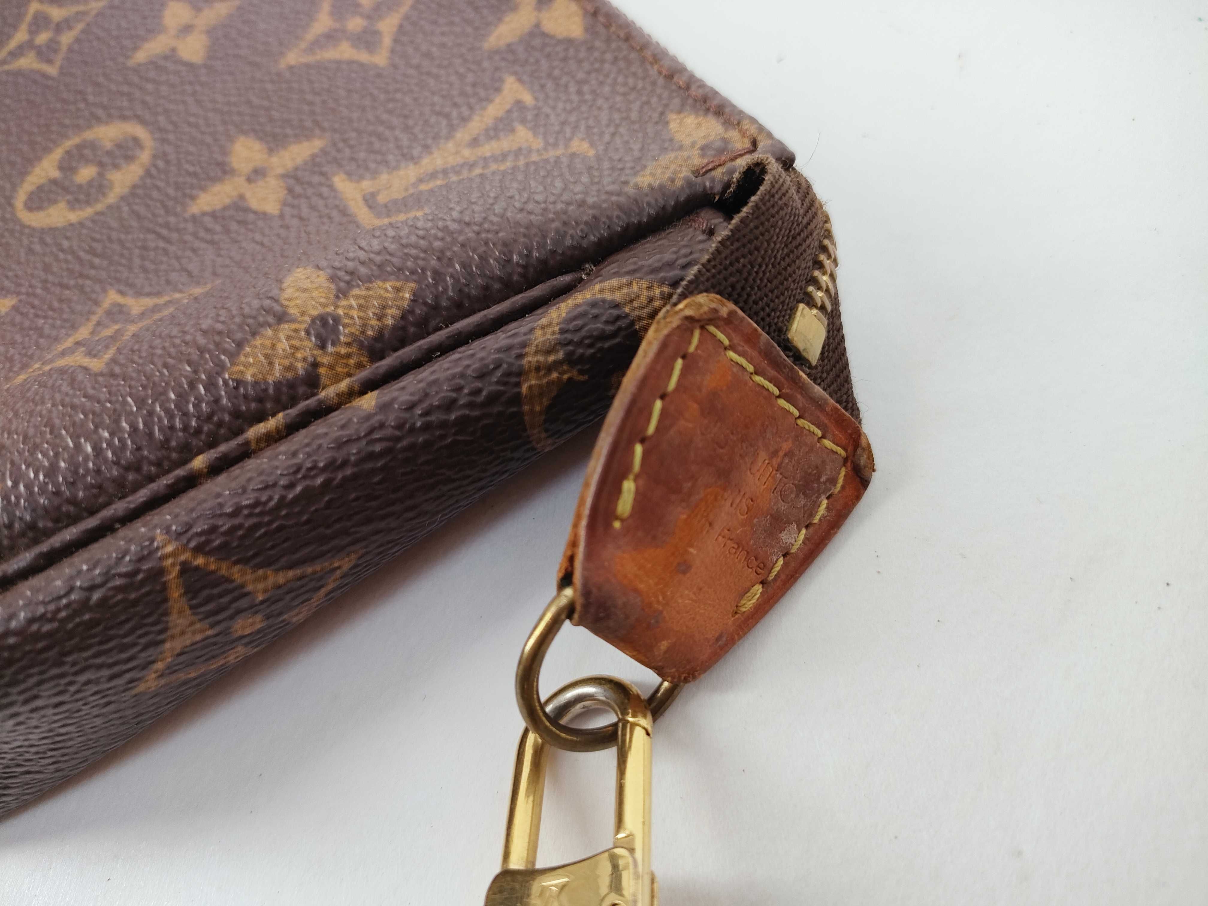 Monogram / Monogram / Pochette Accessoires (Old Model) — view 5