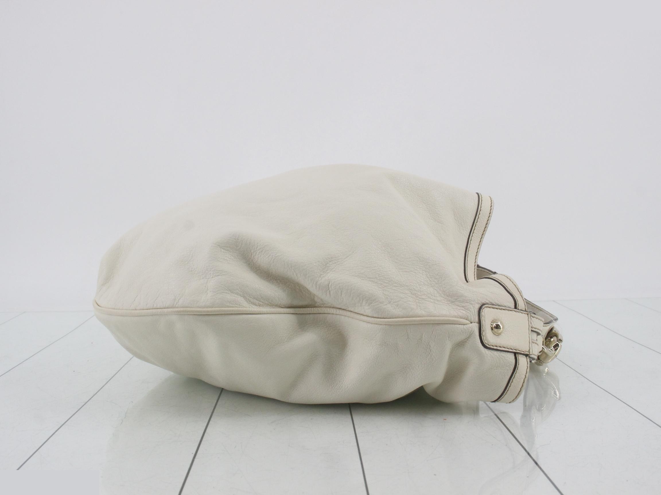 Leather one-shoulder bag, with dust bag, white — view 3