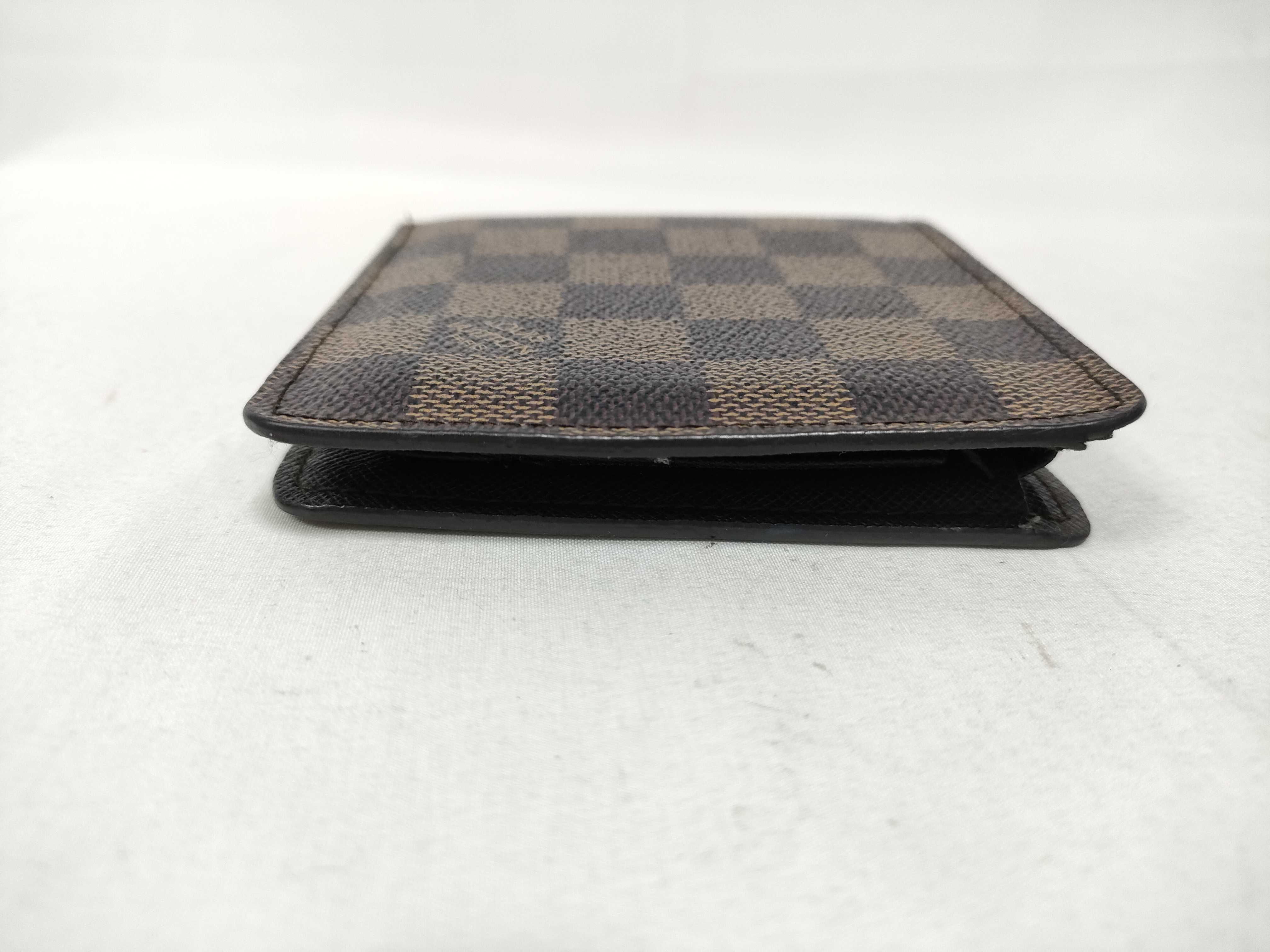 Damier Louis Vuitton Damier Wallet — view 4