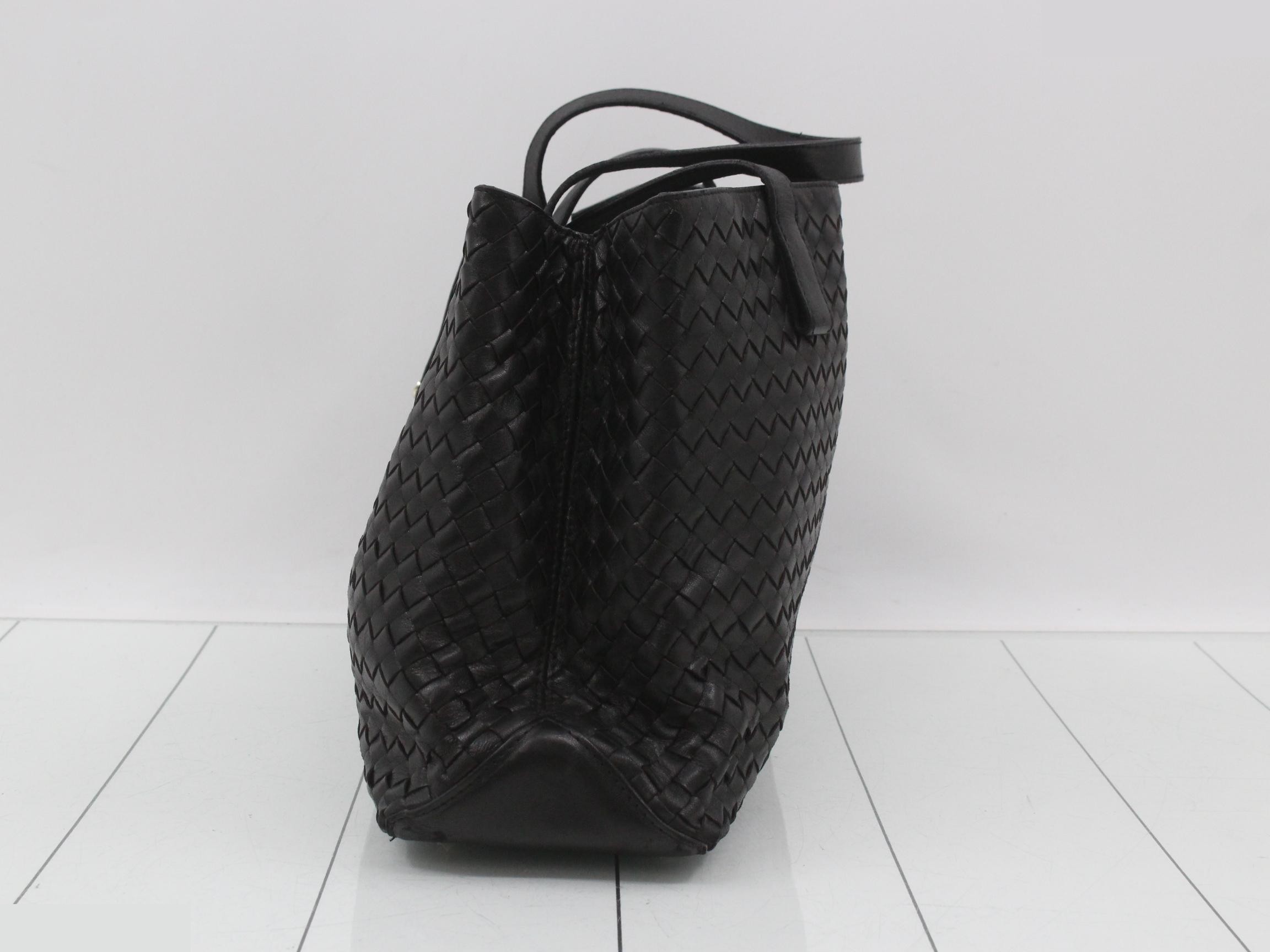 handbag — view 4