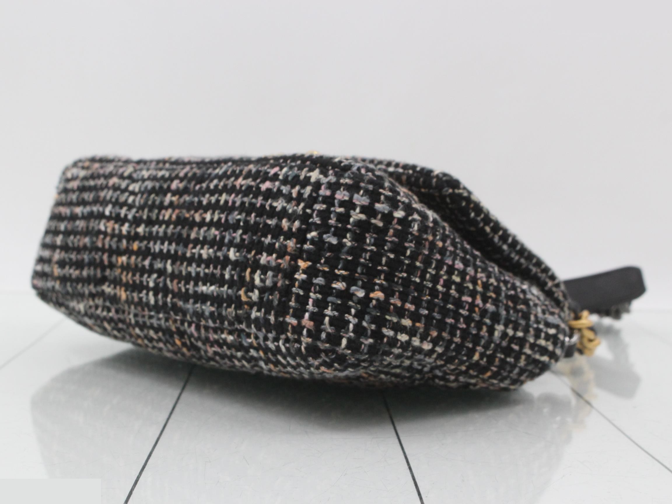 19 Tweed 2-Way Handbag — view 6