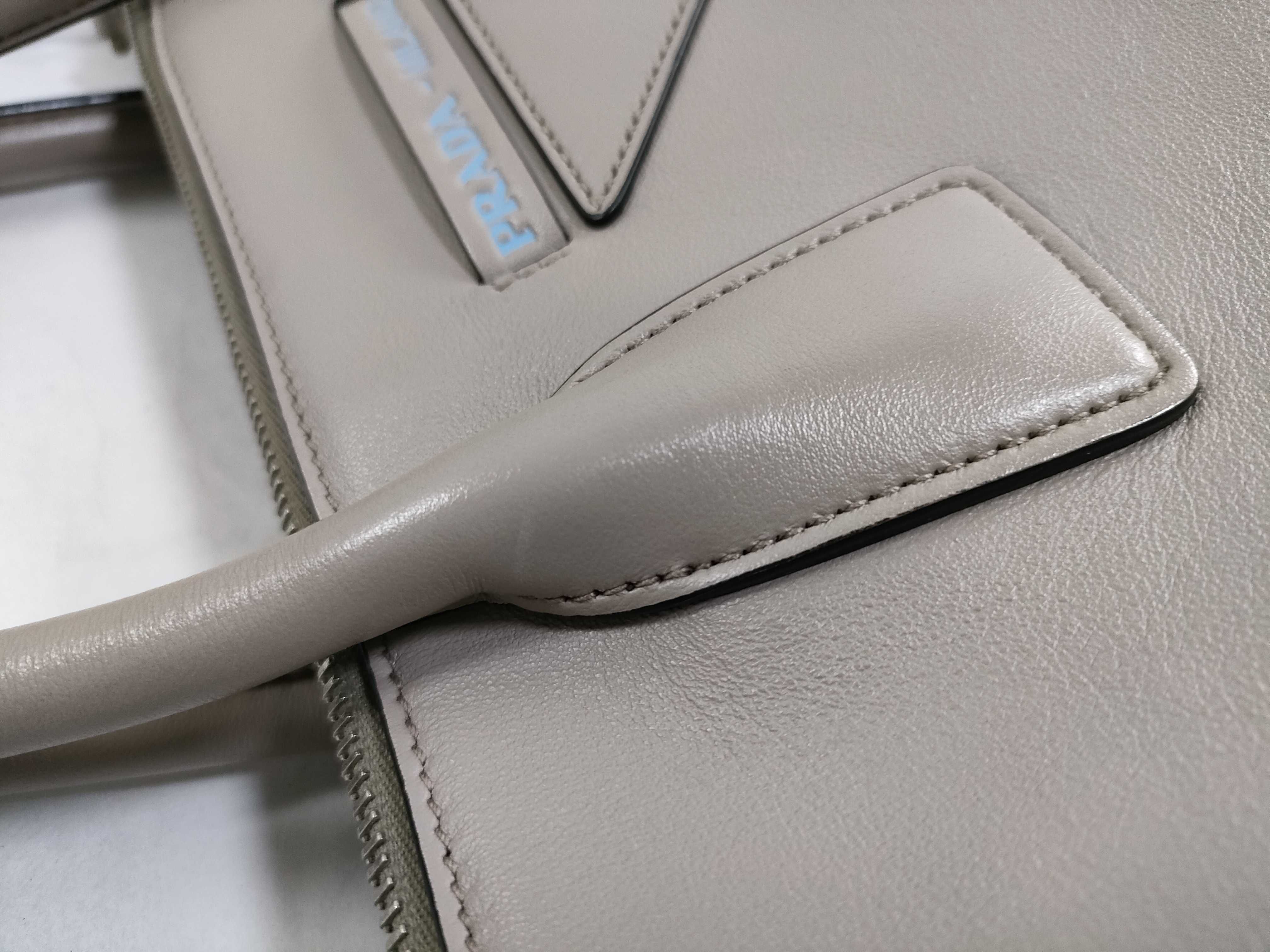 Concept Leather 2-Way Handbag 1BA183 Accessories: Guarantee card, clochette, shoulder strap, handbag — view 5