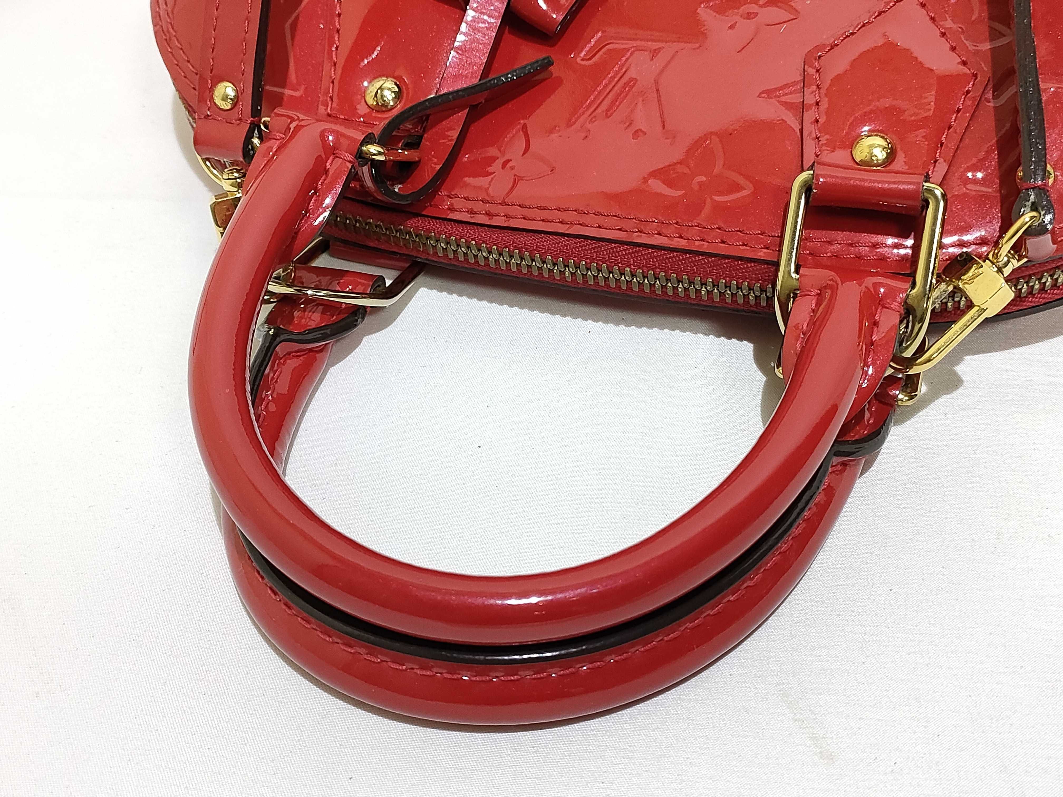 Vernis Alma BB Pomme d'Amour M91606 Handbag with Strap, Clochette, Key, and Padlock FL3115 — view 3
