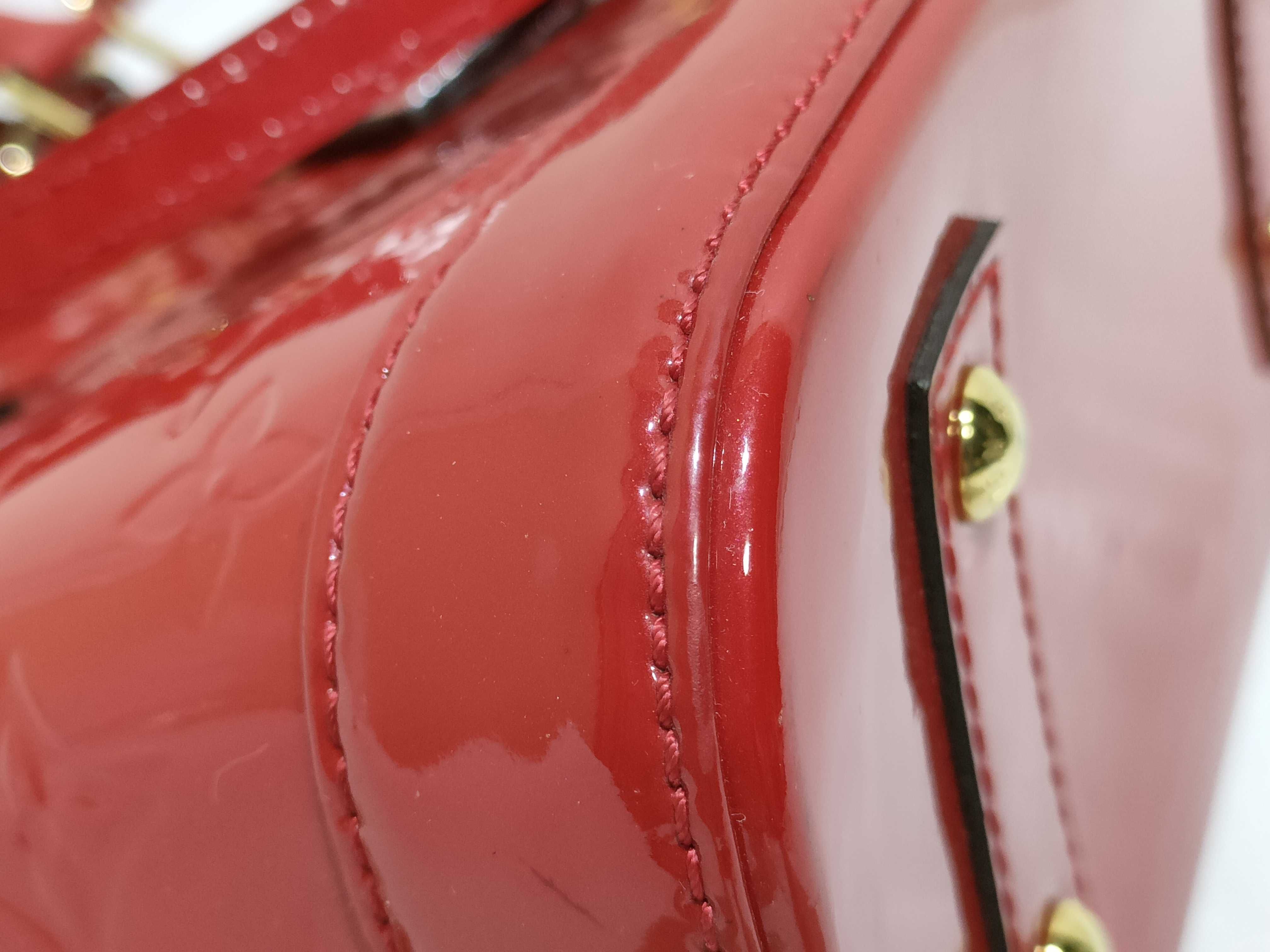 Vernis Alma BB Pomme d'Amour M91606 Handbag with Strap, Clochette, Key, and Padlock FL3115 — view 6