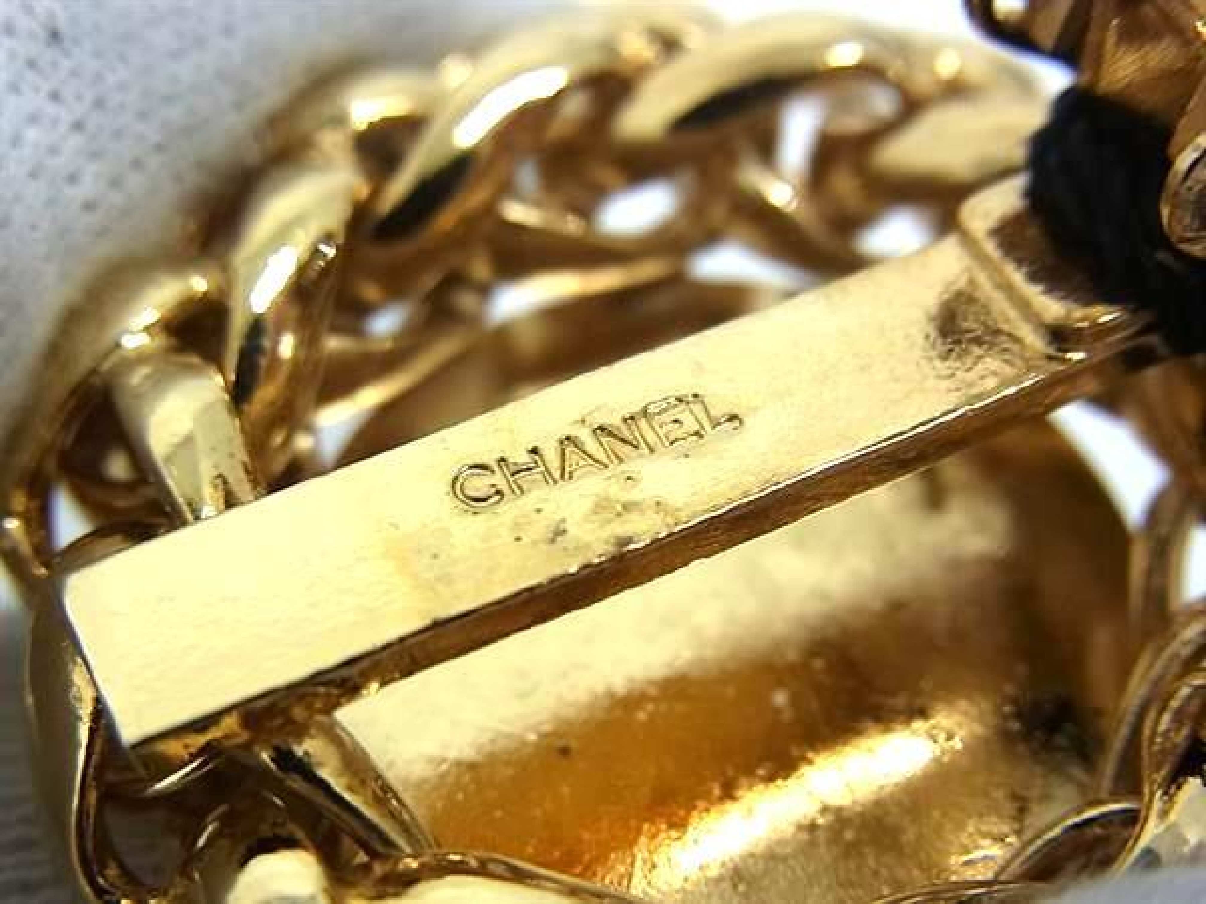 Coco Mark Clip-on Earrings, Women's Accessory, Gold Tone, FW7830 Earrings — view 3