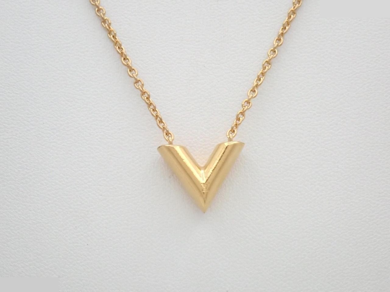 Essential V Chain, approximately 46cm