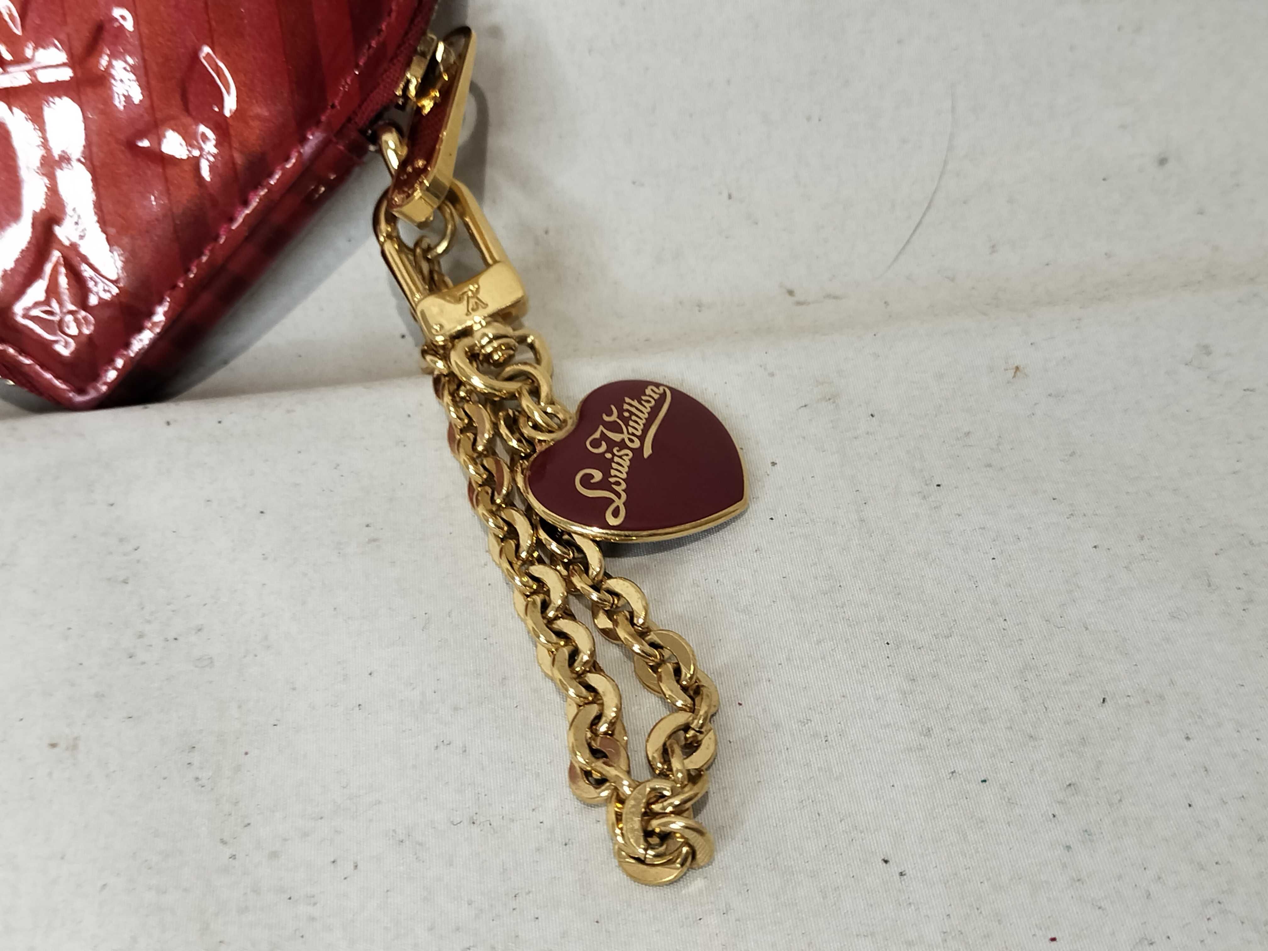 Vernis Porte Monnaie Coeur M91714 Heart-shaped Coin Case — view 2