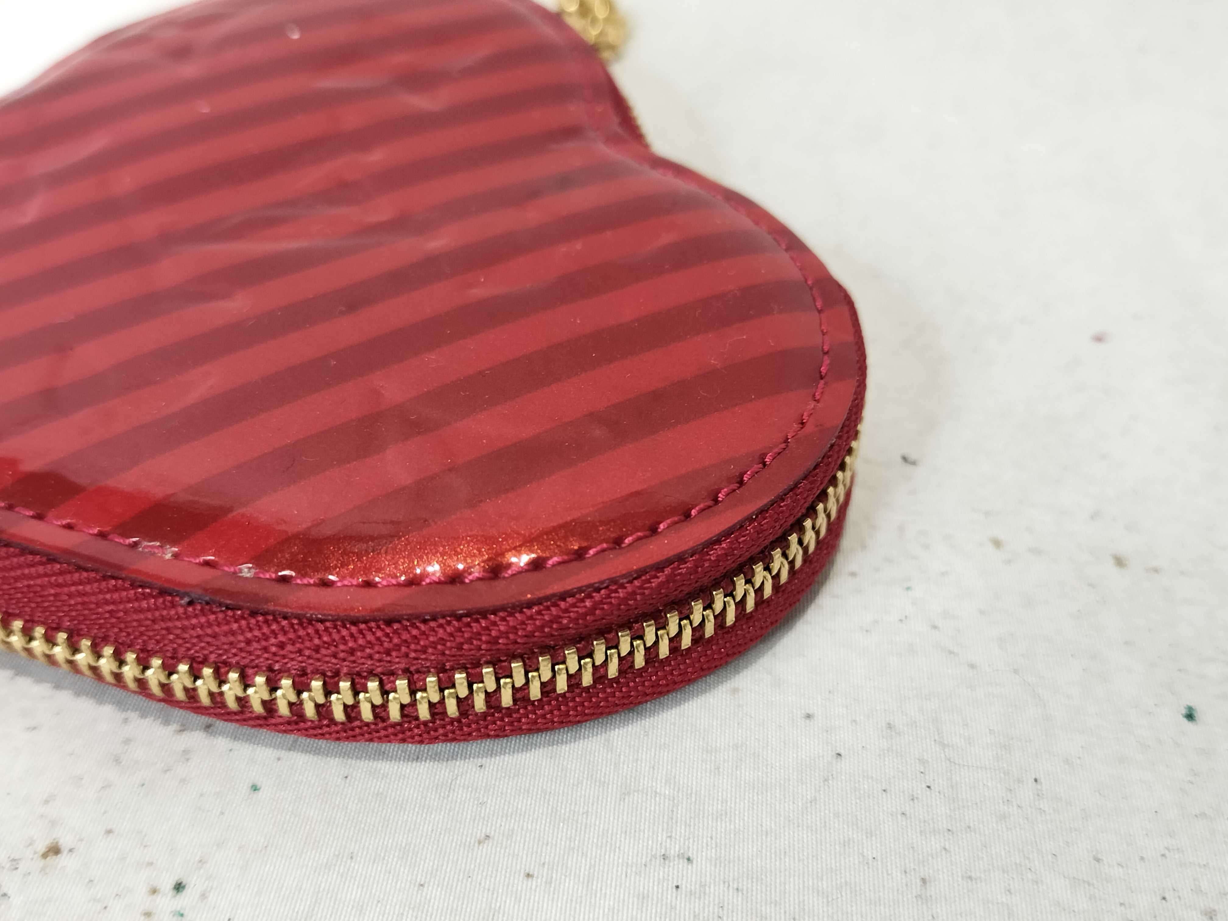 Vernis Porte Monnaie Coeur M91714 Heart-shaped Coin Case — view 6