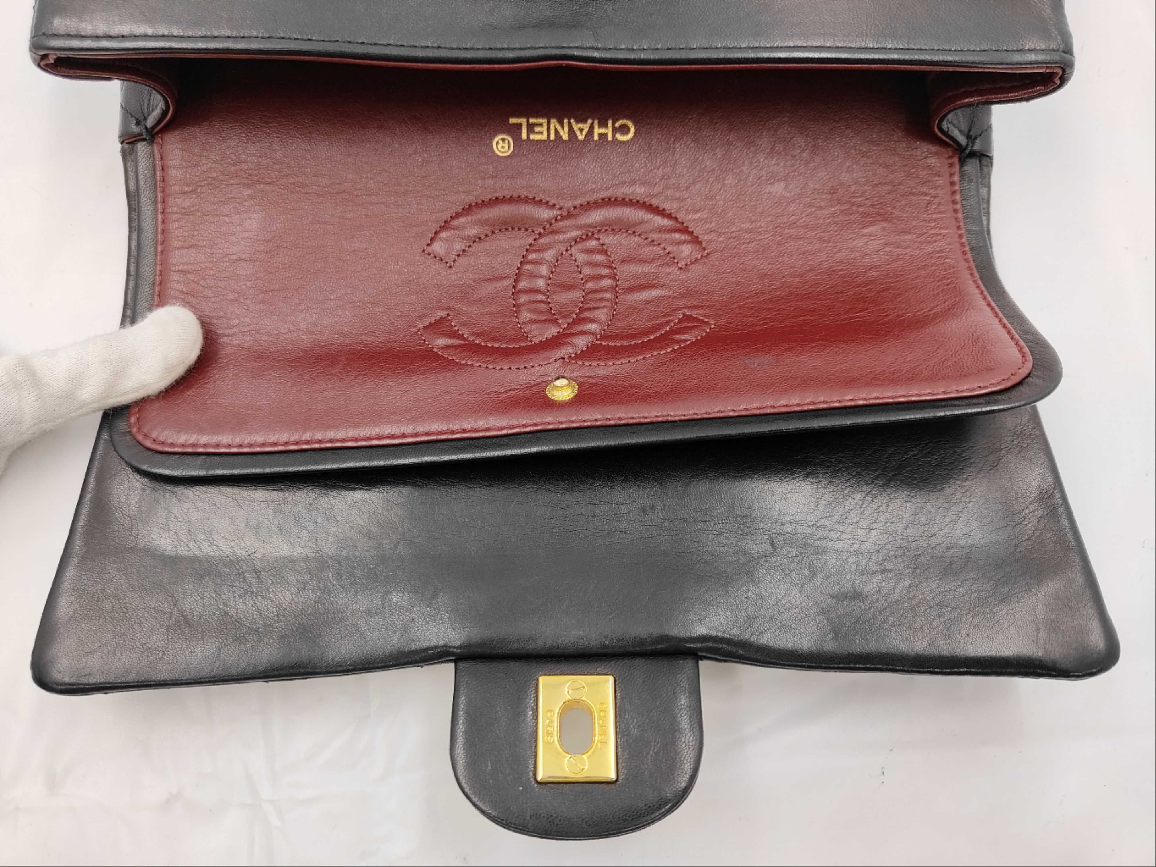 Matelassé 25 Lambskin Double Flap Double Chain Shoulder Bag — view 8