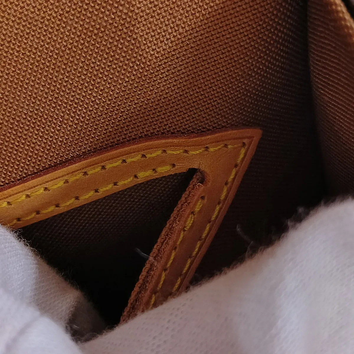 Monogram Bel Air M51122 MI0949 Brown — view 13