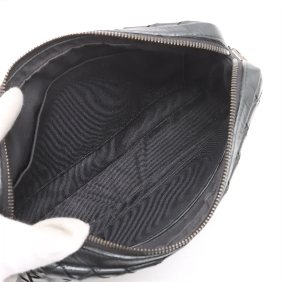 Intrecciato Leather Shoulder Bag Black — view 6
