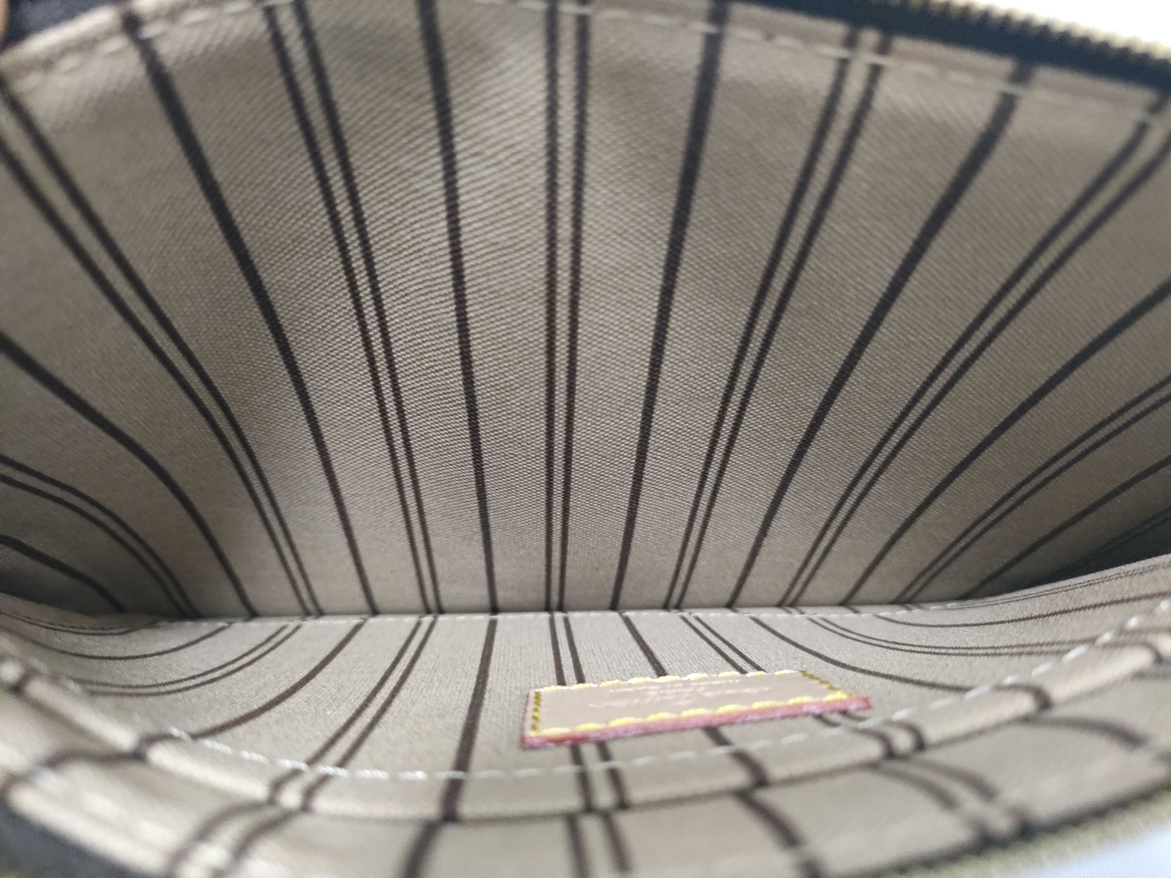 Monogram Neverfull MM Pouch — view 8