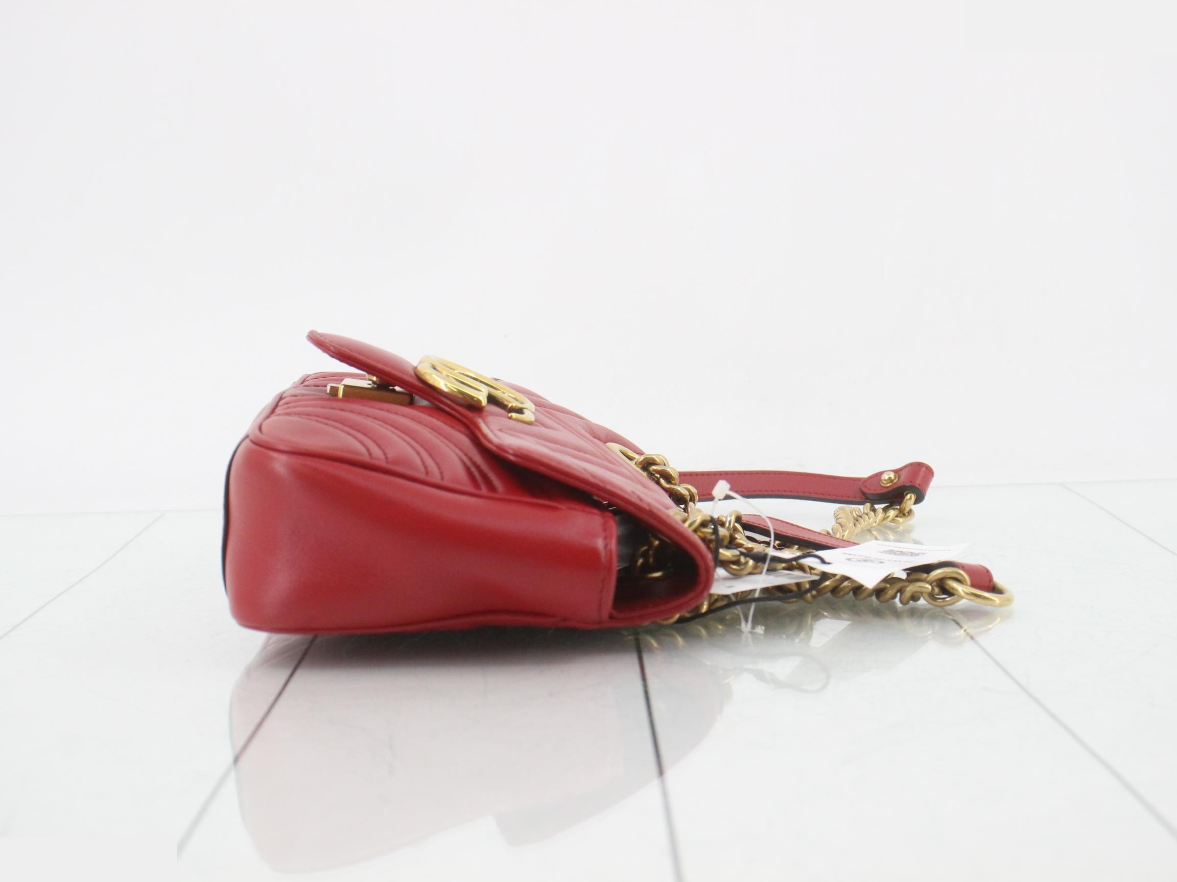 GG Marmont Red Shoulder Bag — view 3