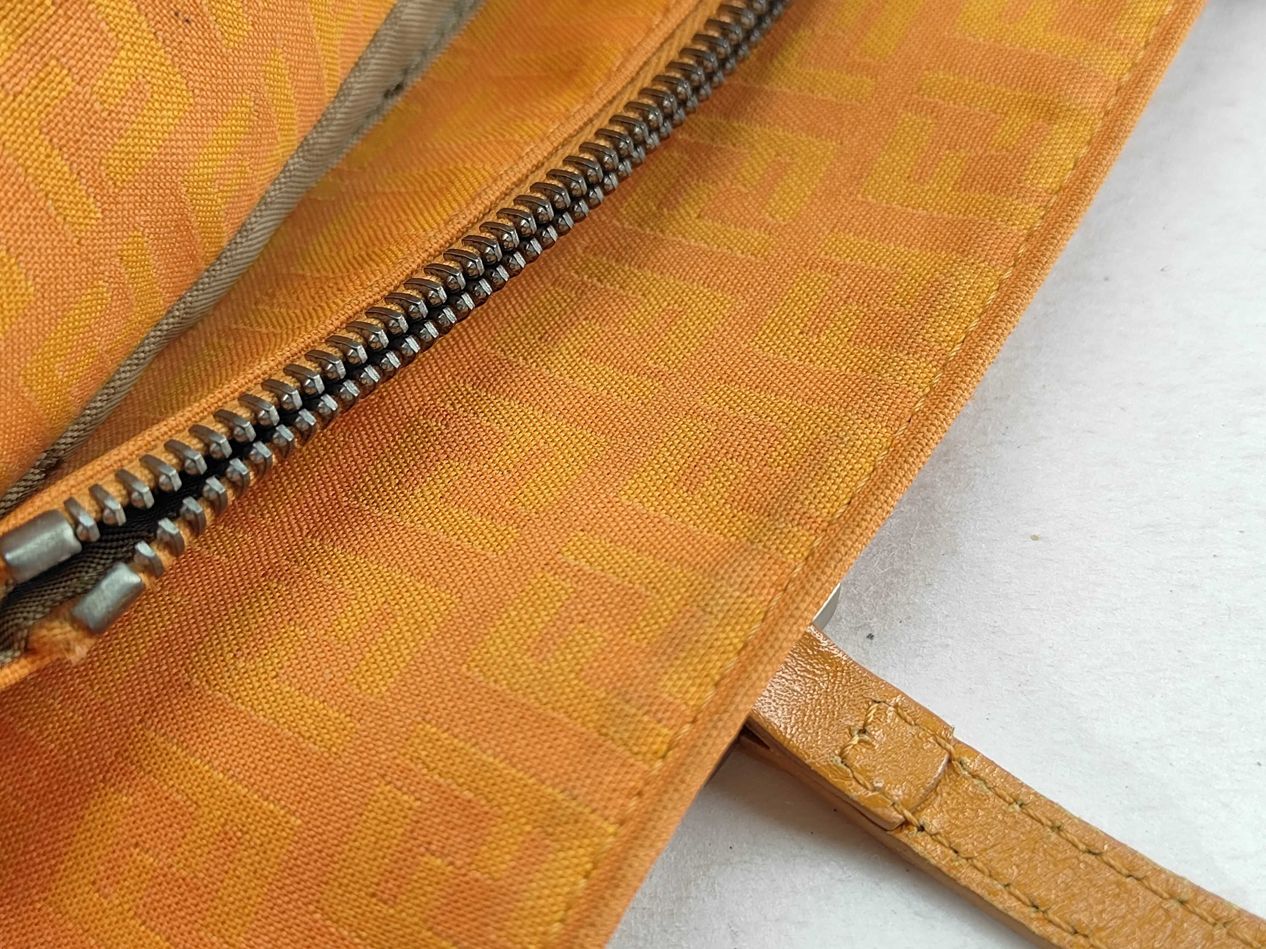 Zucca canvas and leather tote bag, orange, with tears. — view 14