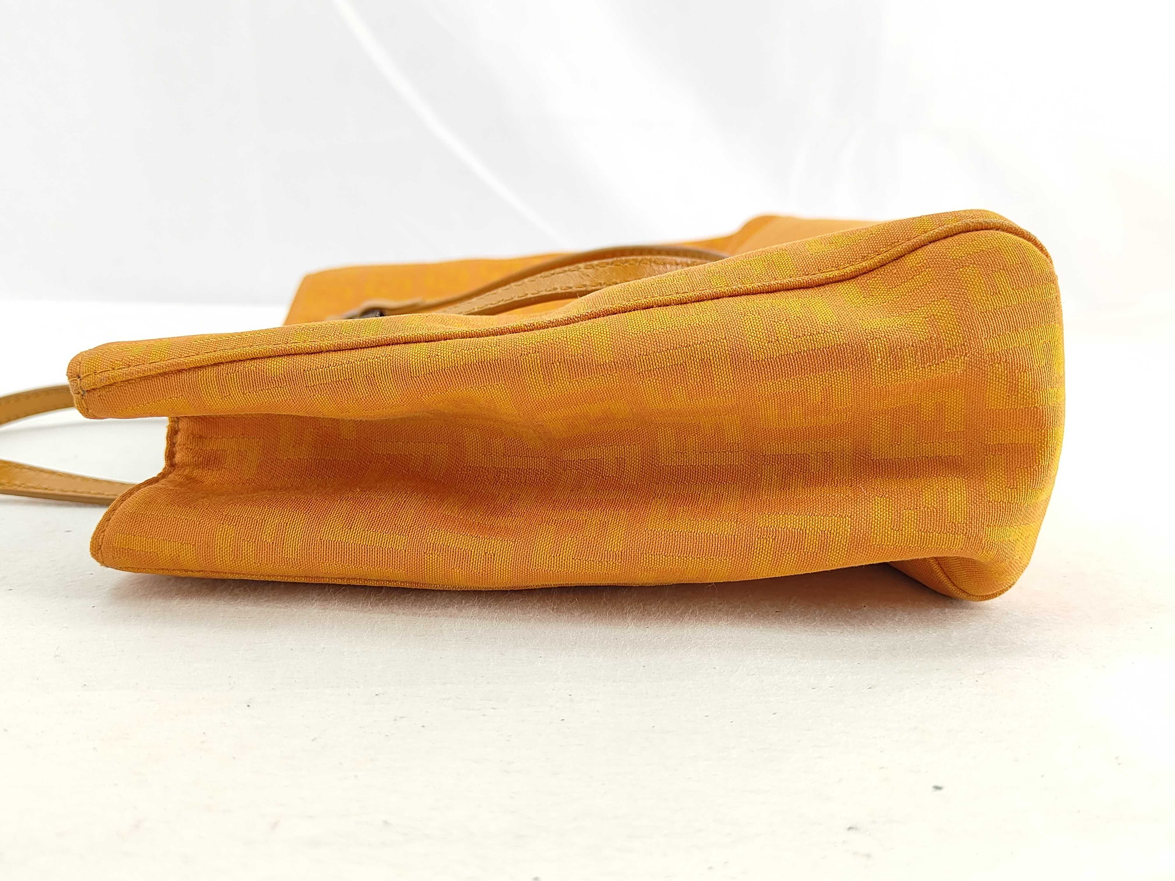 Zucca canvas and leather tote bag, orange, with tears. — view 15