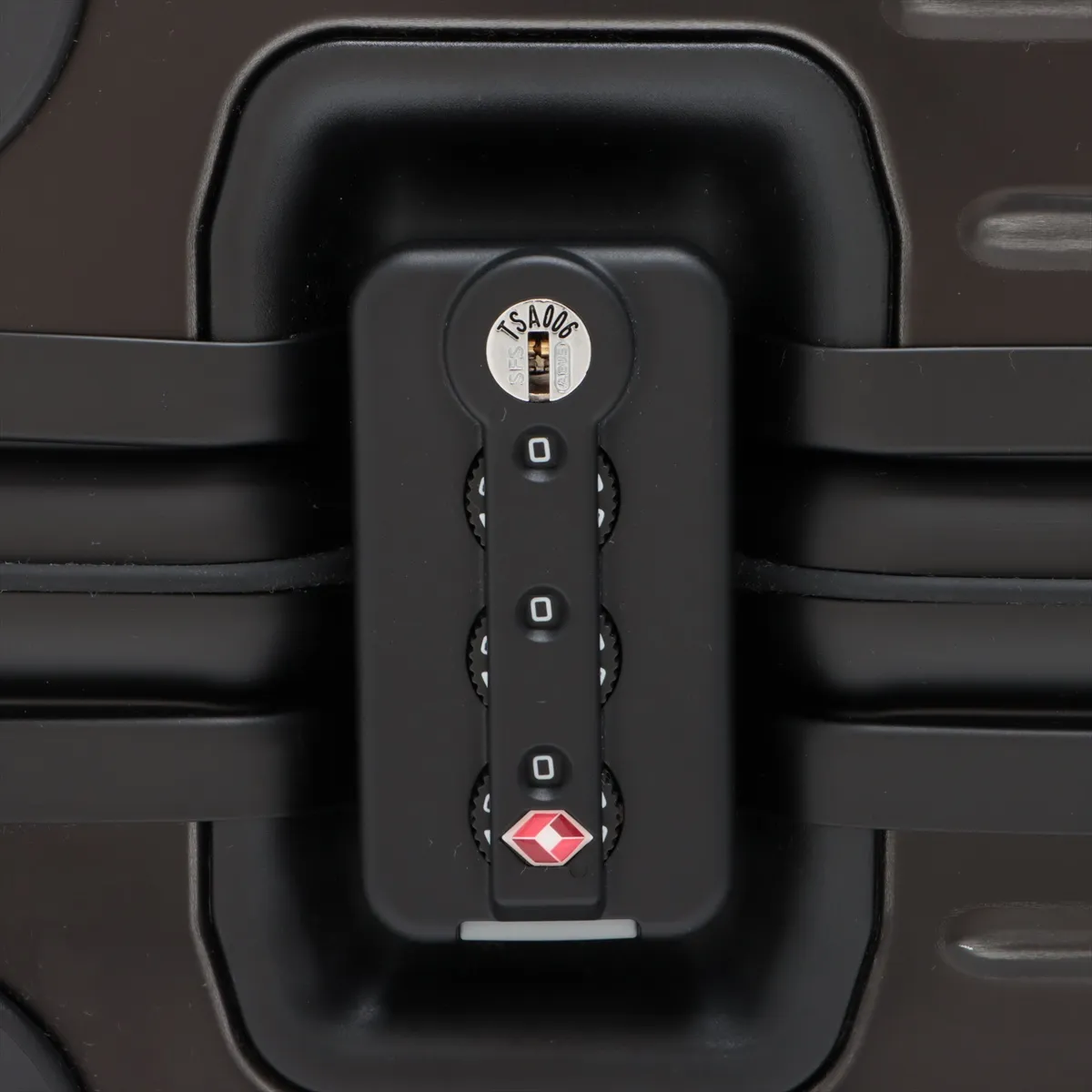 [Individually packaged] Rimowa Check-in M Aluminum Carry-on Suitcase, Black, PIN code 0000000 — view 10