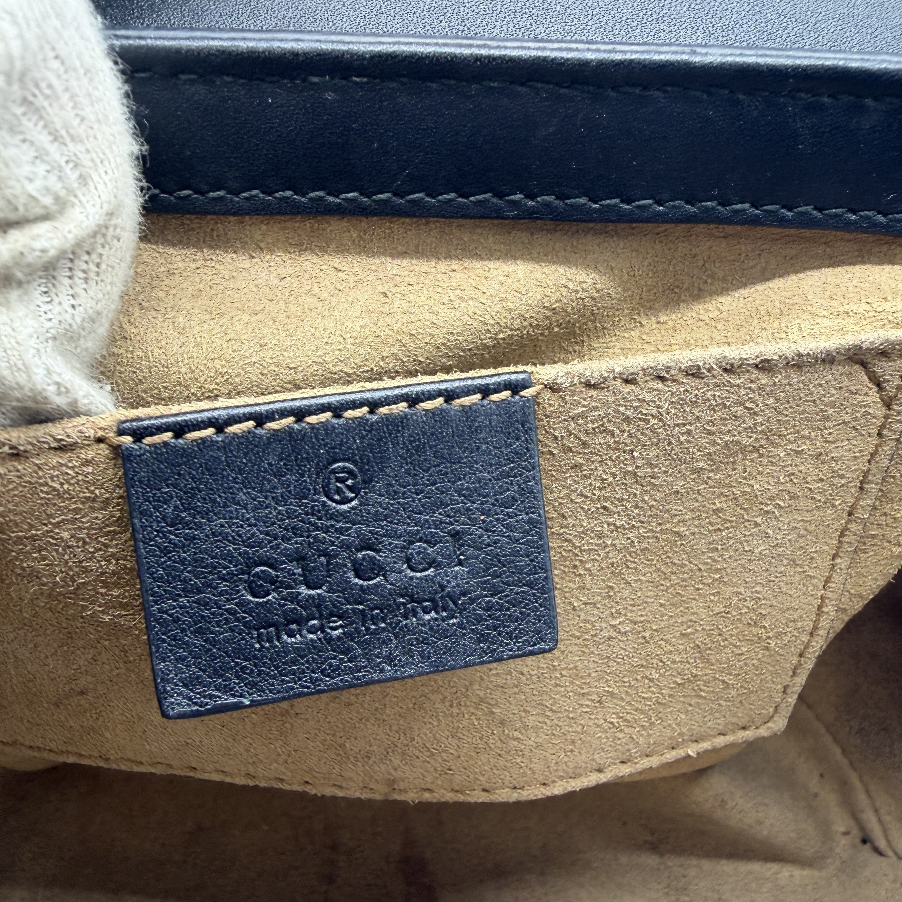 GG Supreme Padlock Chain Shoulder Bag — view 13