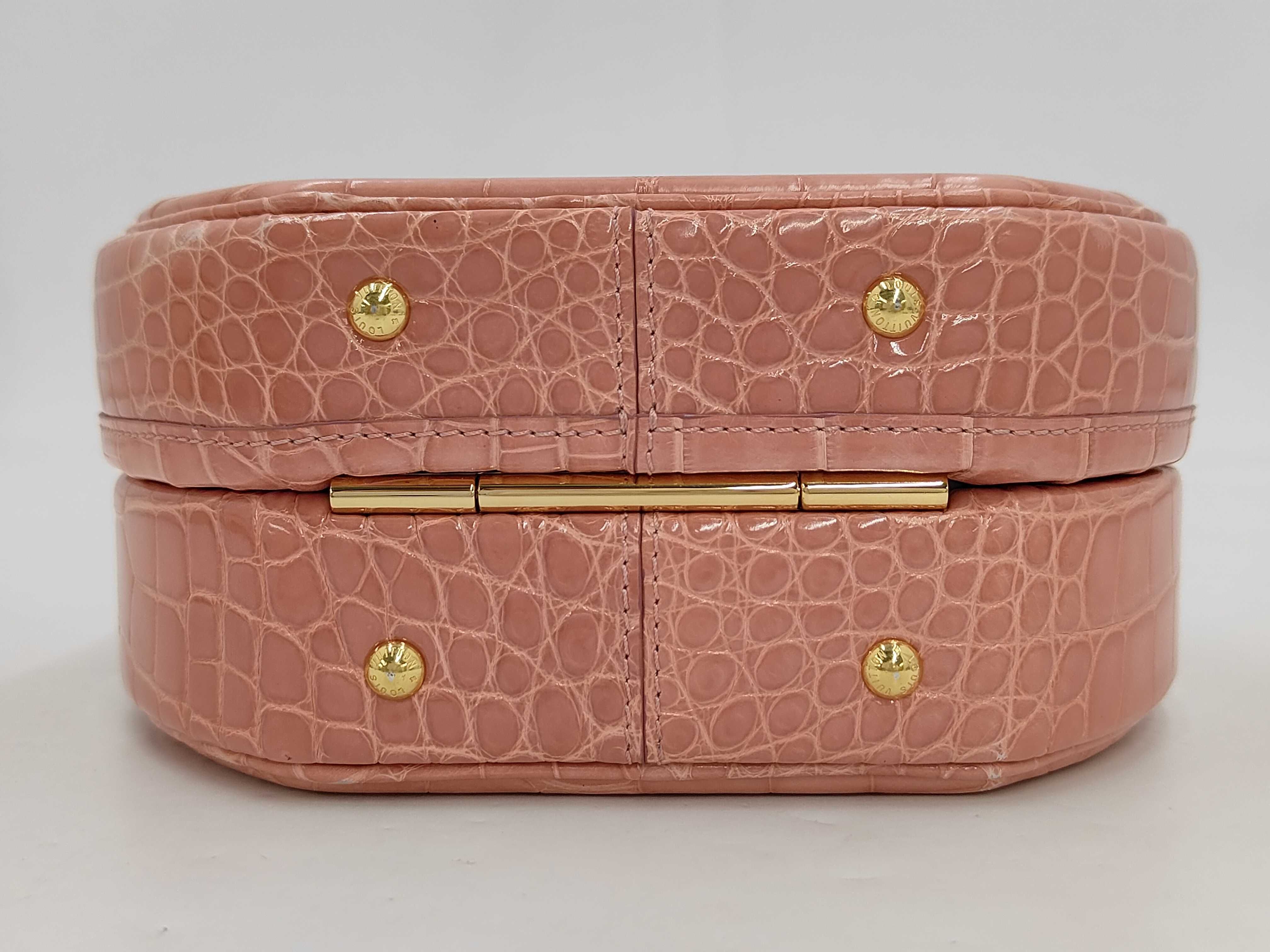 LV 2WAY Handbag — view 3