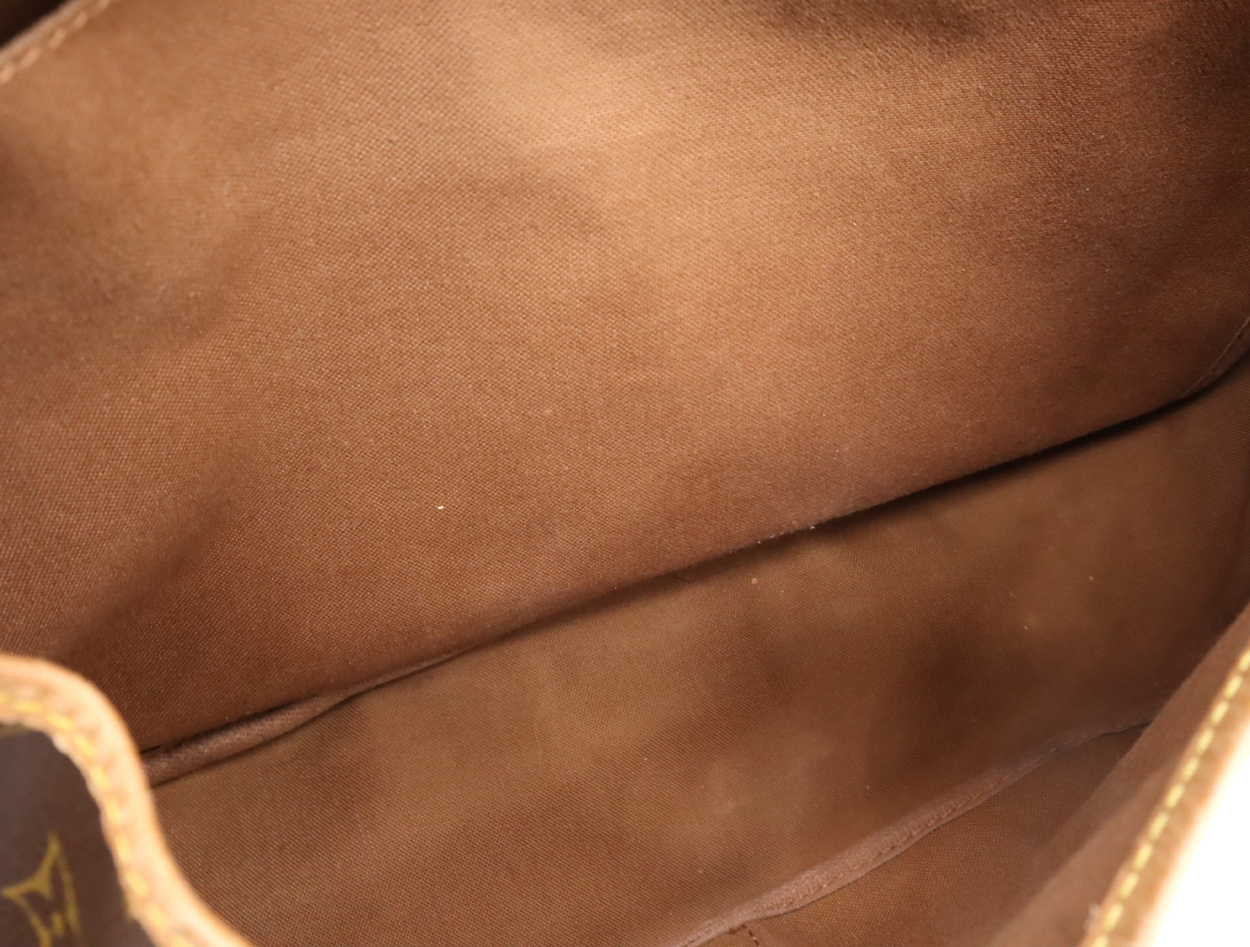 M42254 Monogram Saumur 35 Shoulder Bag — view 15