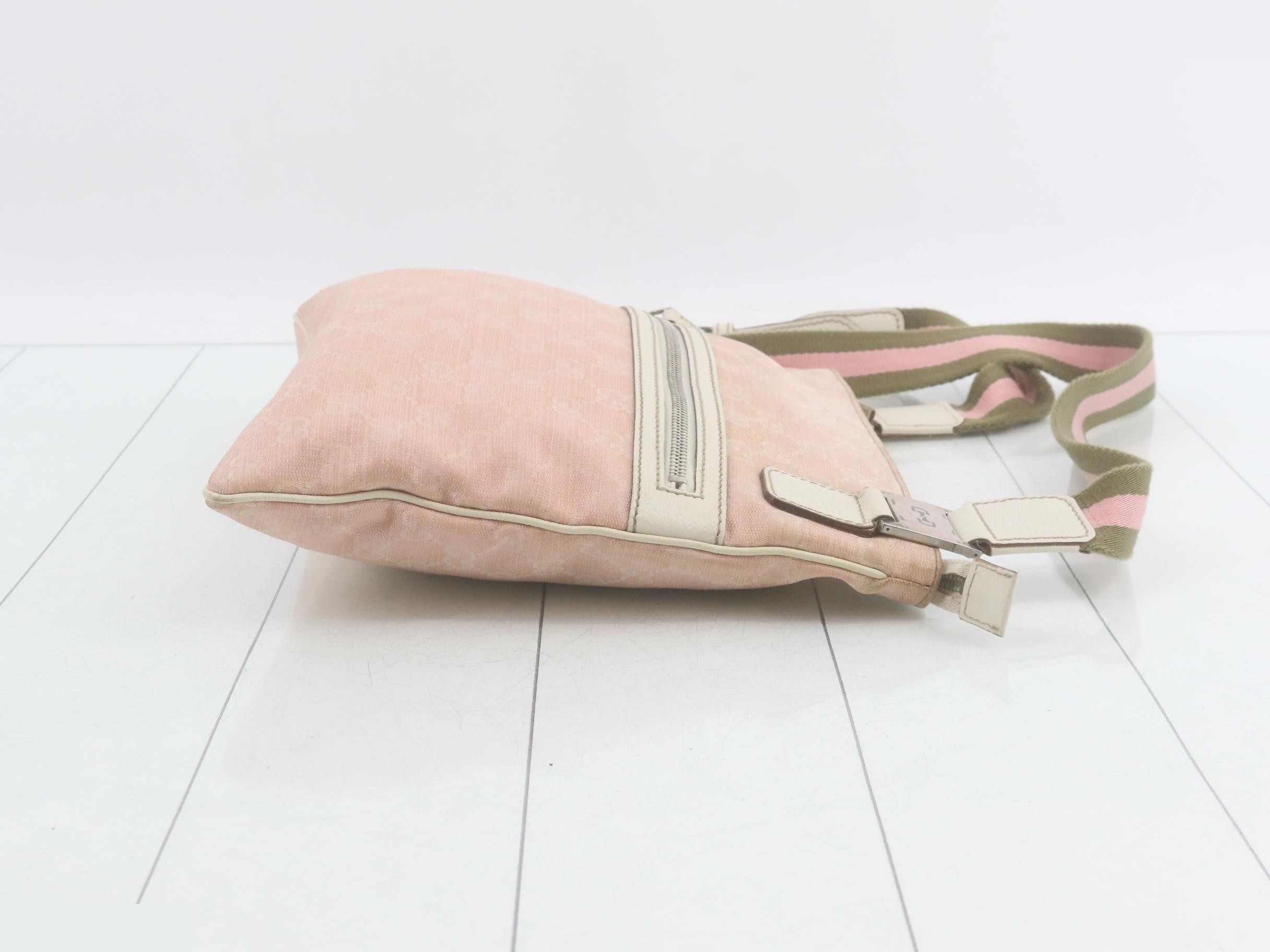 GG Canvas (Bag) - Shoulder Bag — view 3