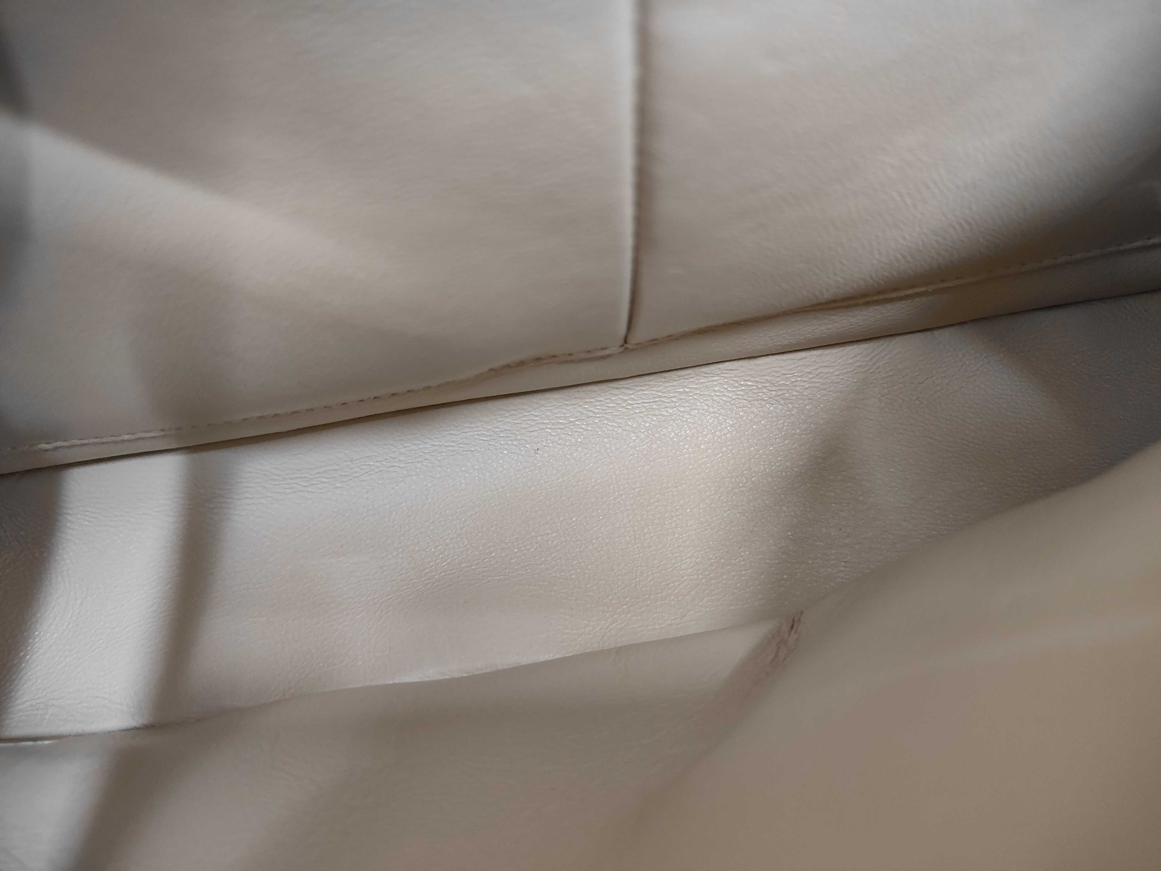 Lambskin Matelassé 25 Double Flap Shoulder Bag (Serial No. 2, Beige, Gold Hardware) — view 13