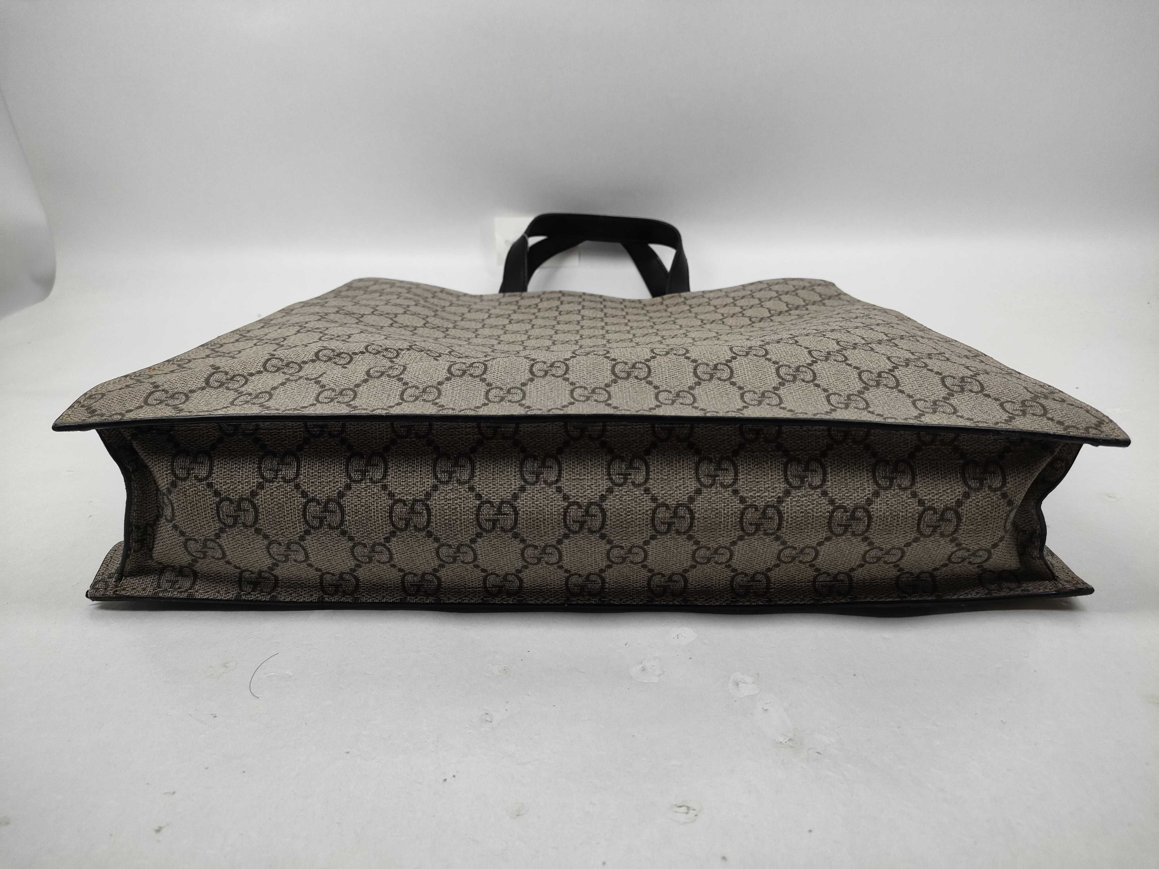 GG Supreme 2-Way Tote Bag 456217 — view 7