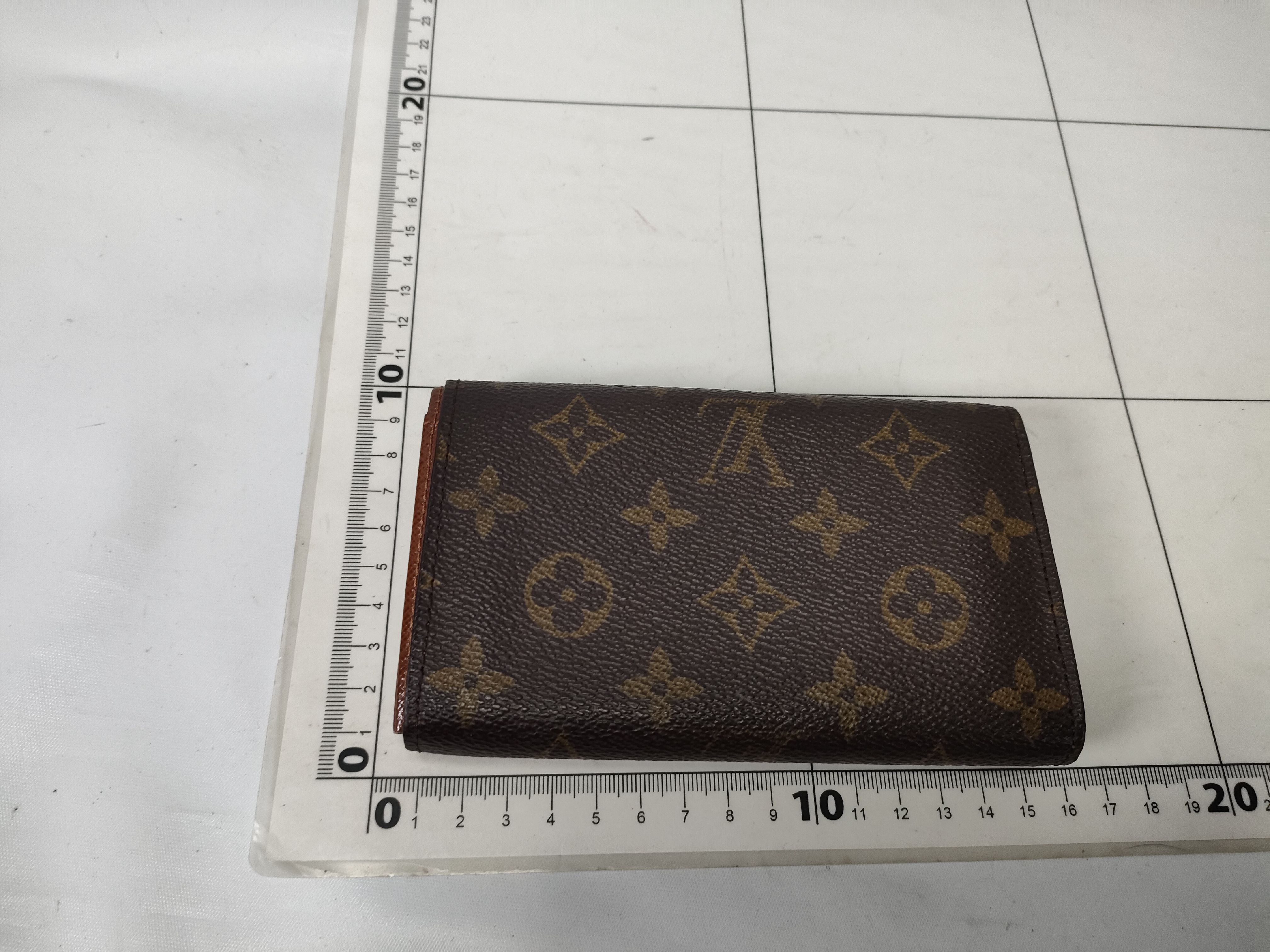 Monogram Vuitton Monnaie Bietrezor Wallet — view 2